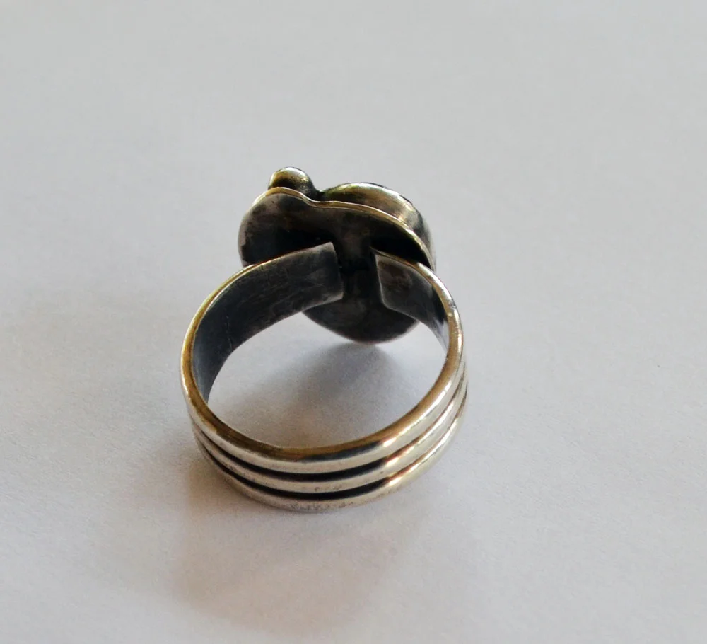 Ethelinda - Vintage Glass Ring
