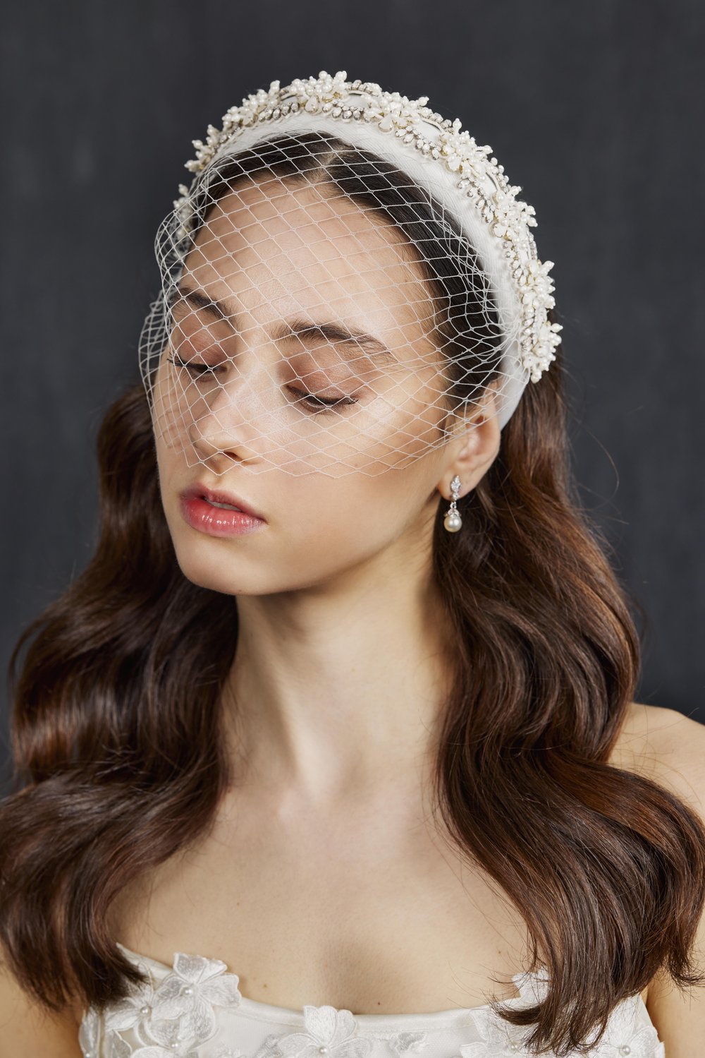 Frcolor Lace Mesh Veil Headband Veil Hair Accessory Elegant Bridal Veil Headband Black, Size: 15x14x10CM