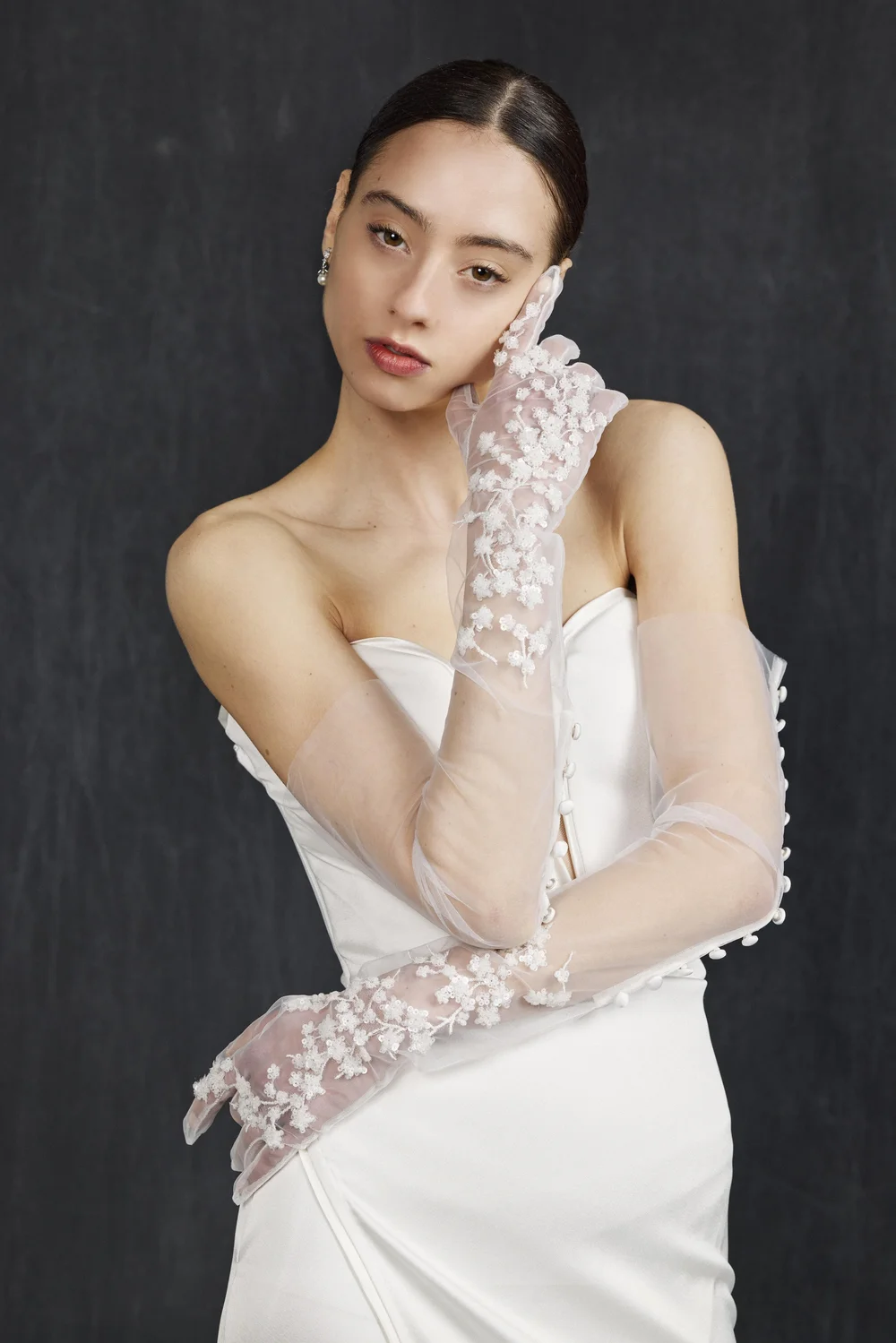 MAI - Floral Lace Bridal Gloves NK Bride MAI - Floral Lace Bridal Gloves NK Bride