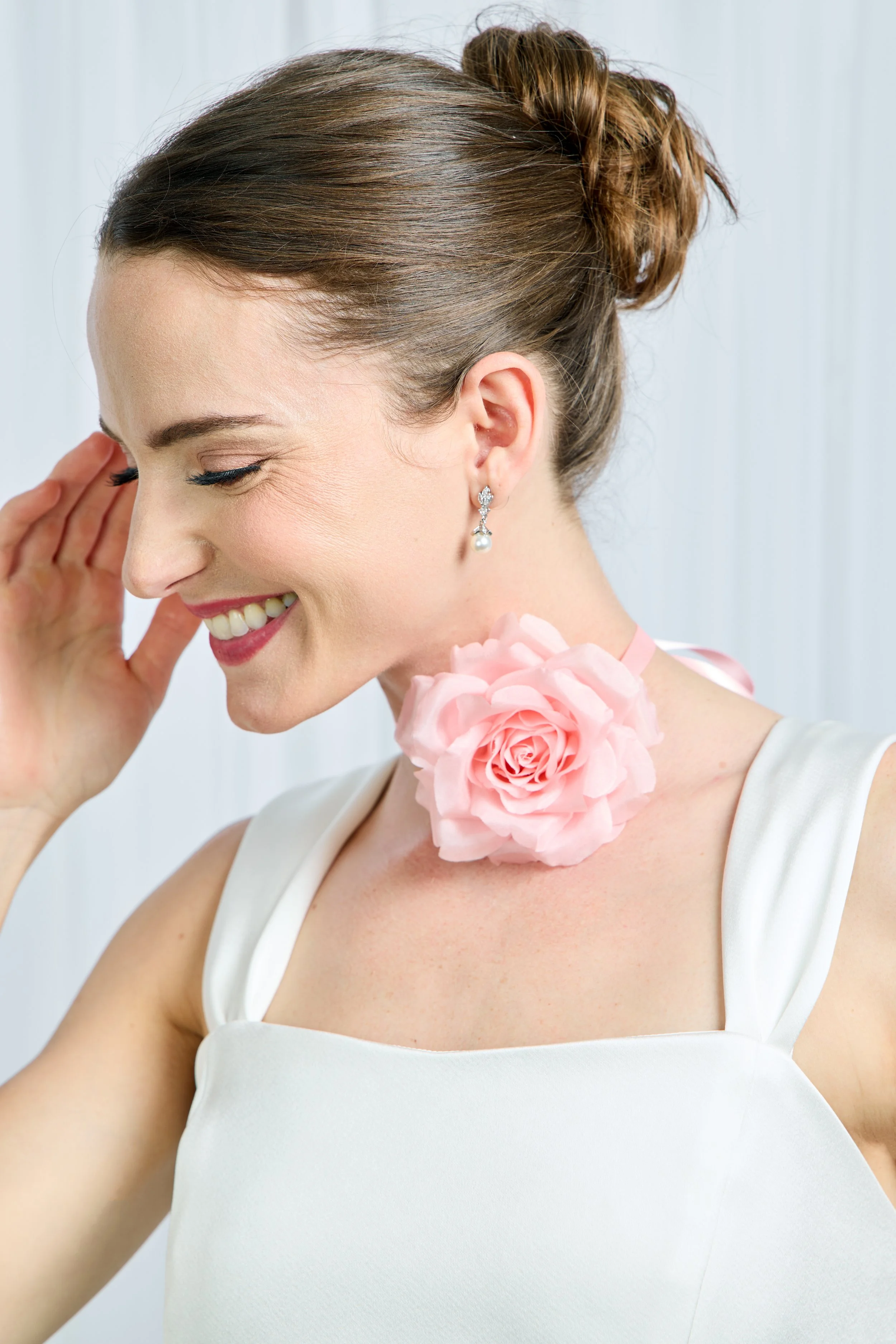Agatha - Silk Rose Choker in Light Pink