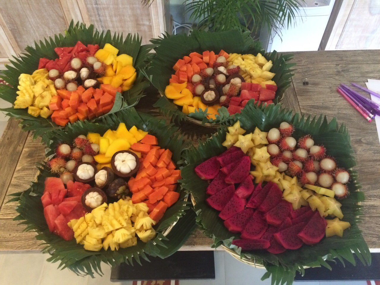 Fruit platter on the first day - with a no wastage using leaves as the underlay. Fruit will be provided when the guests break their fast in 5 days time from juice to food. But smaller portions to take it slow.