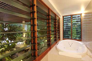 Bathtub.jpg