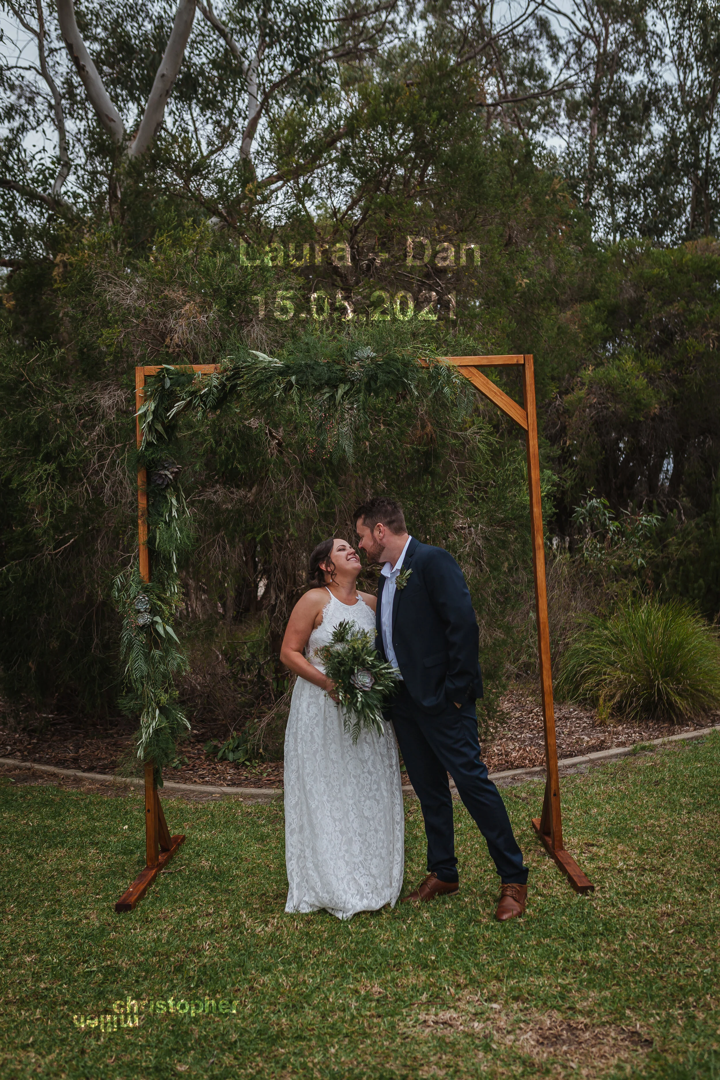 Laura + Dan - Magazine