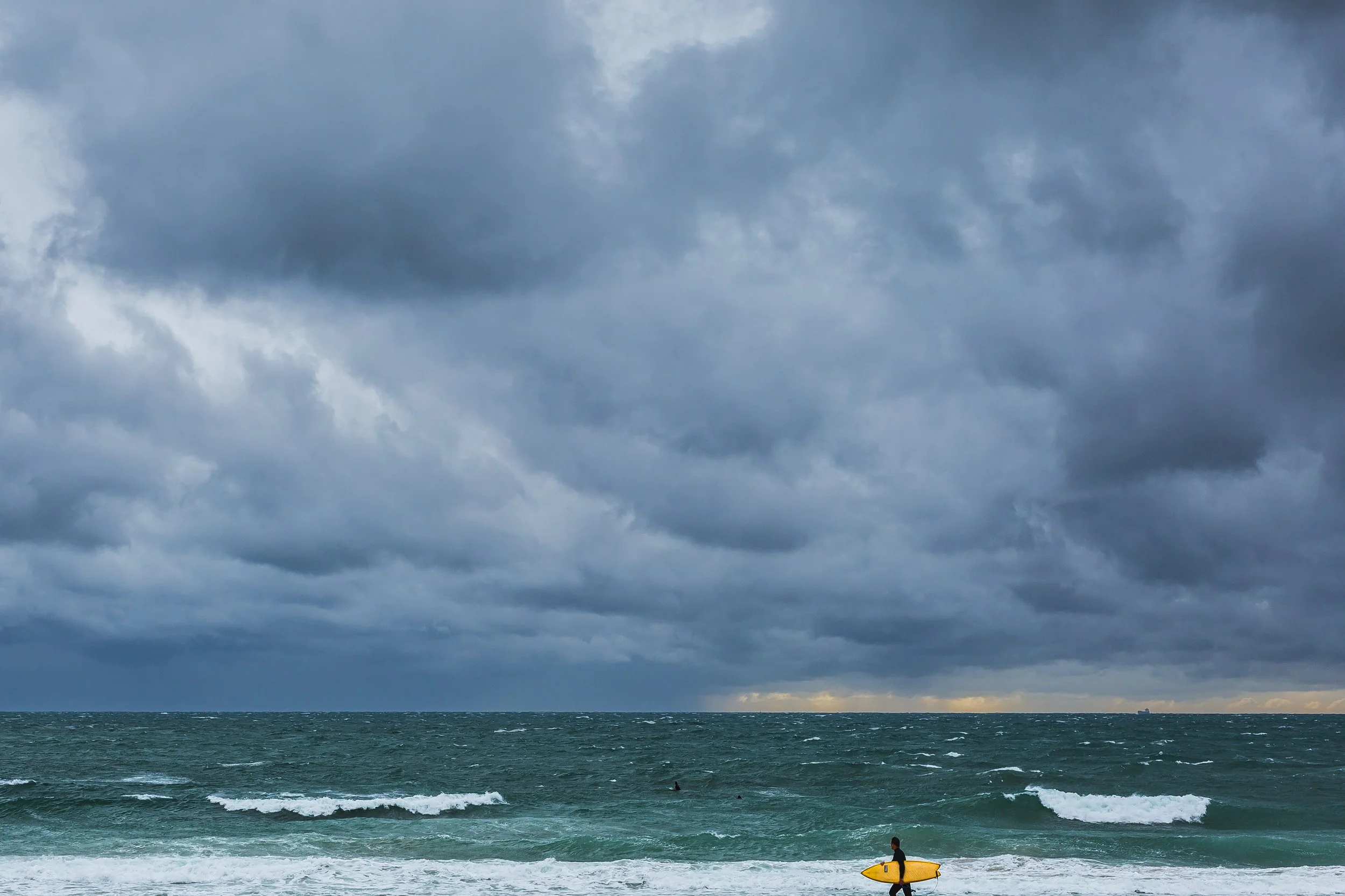 Between Foam and Fury