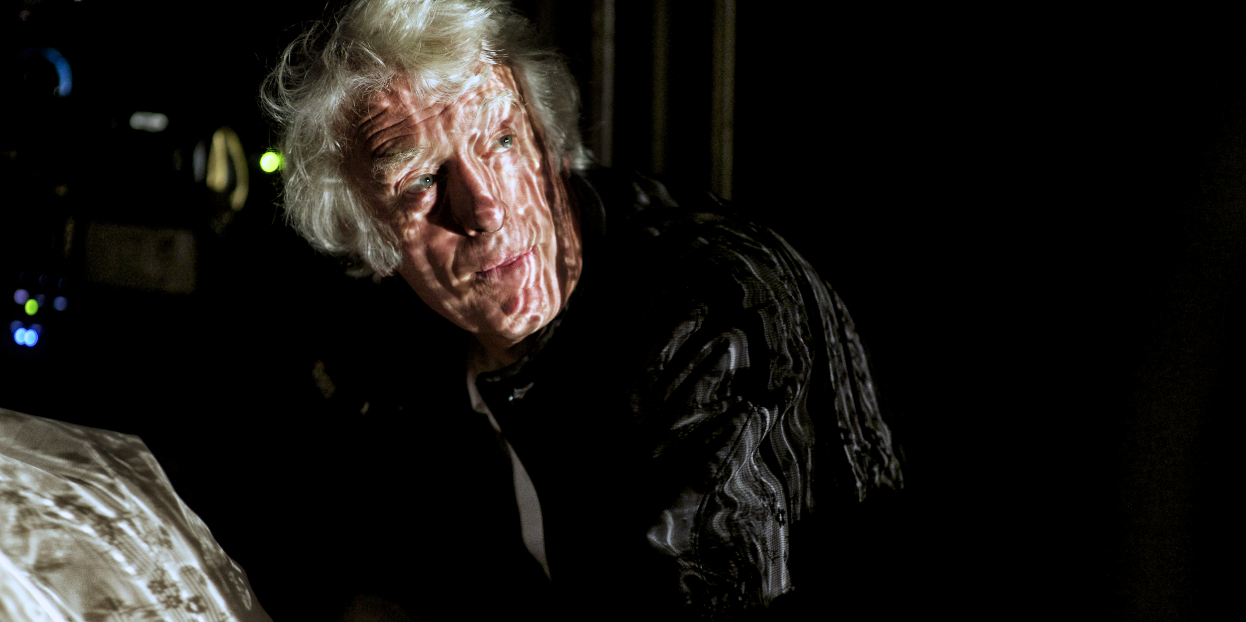 Director of Photography Roger Deakins as he lights an interior night shot on Prisoners (2013)