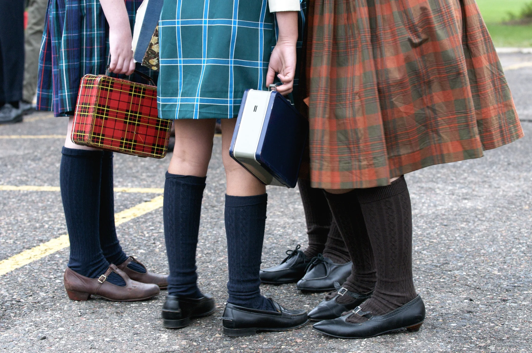 Details of extras wardrobe in the school yard scene in A Serious Man (2009)