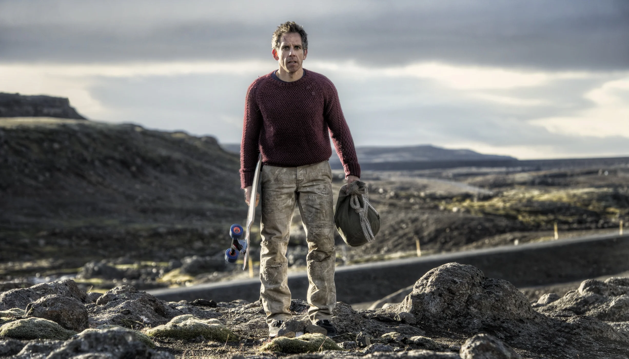 Ben Stiller as Walter Mitty coming over the mountain on The Secret Life of Walter Mitty (2013)