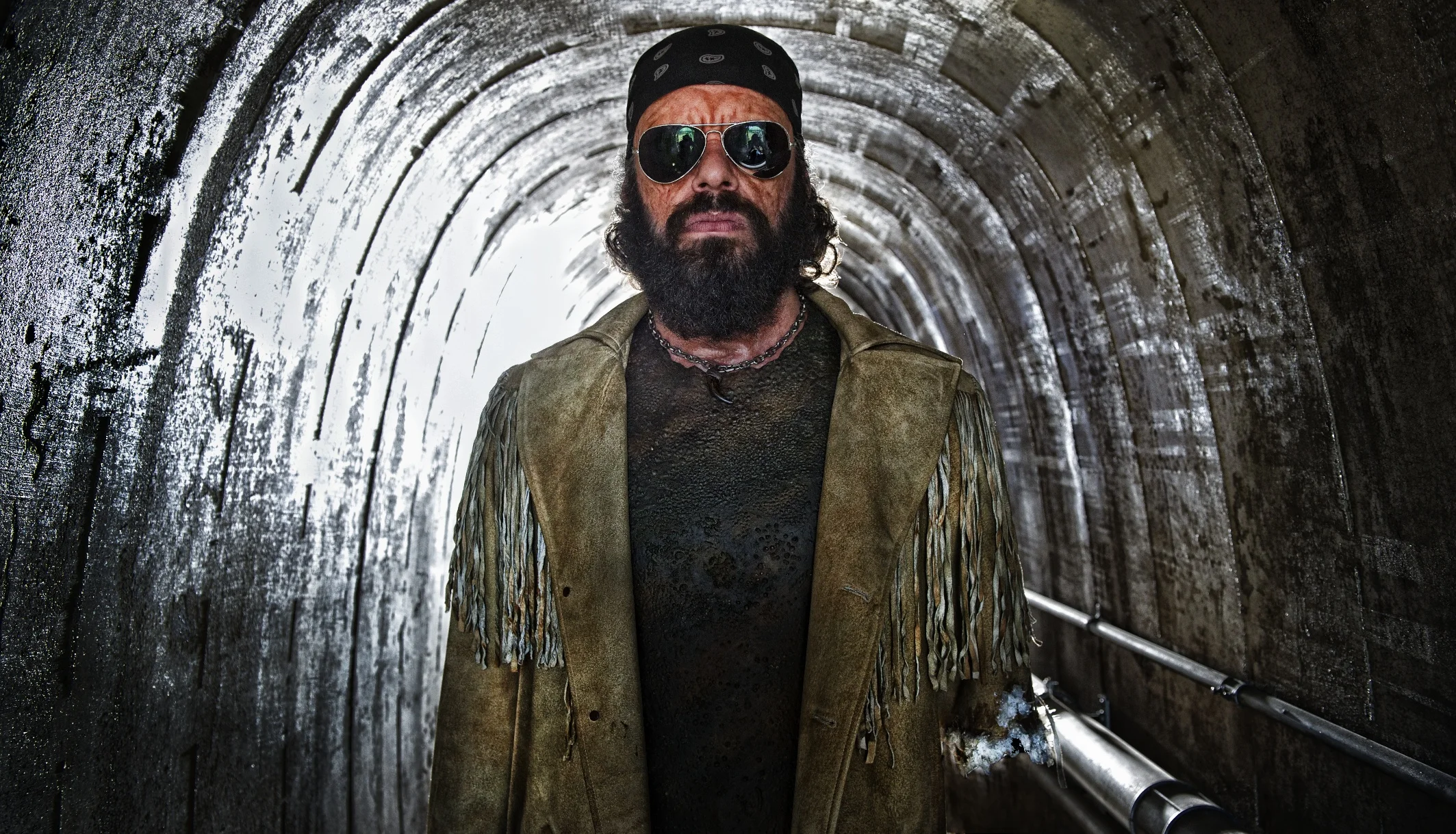 Jemaine Clement as Boris (The Animal) had tunnel vision in Men in Black 3 (2012)