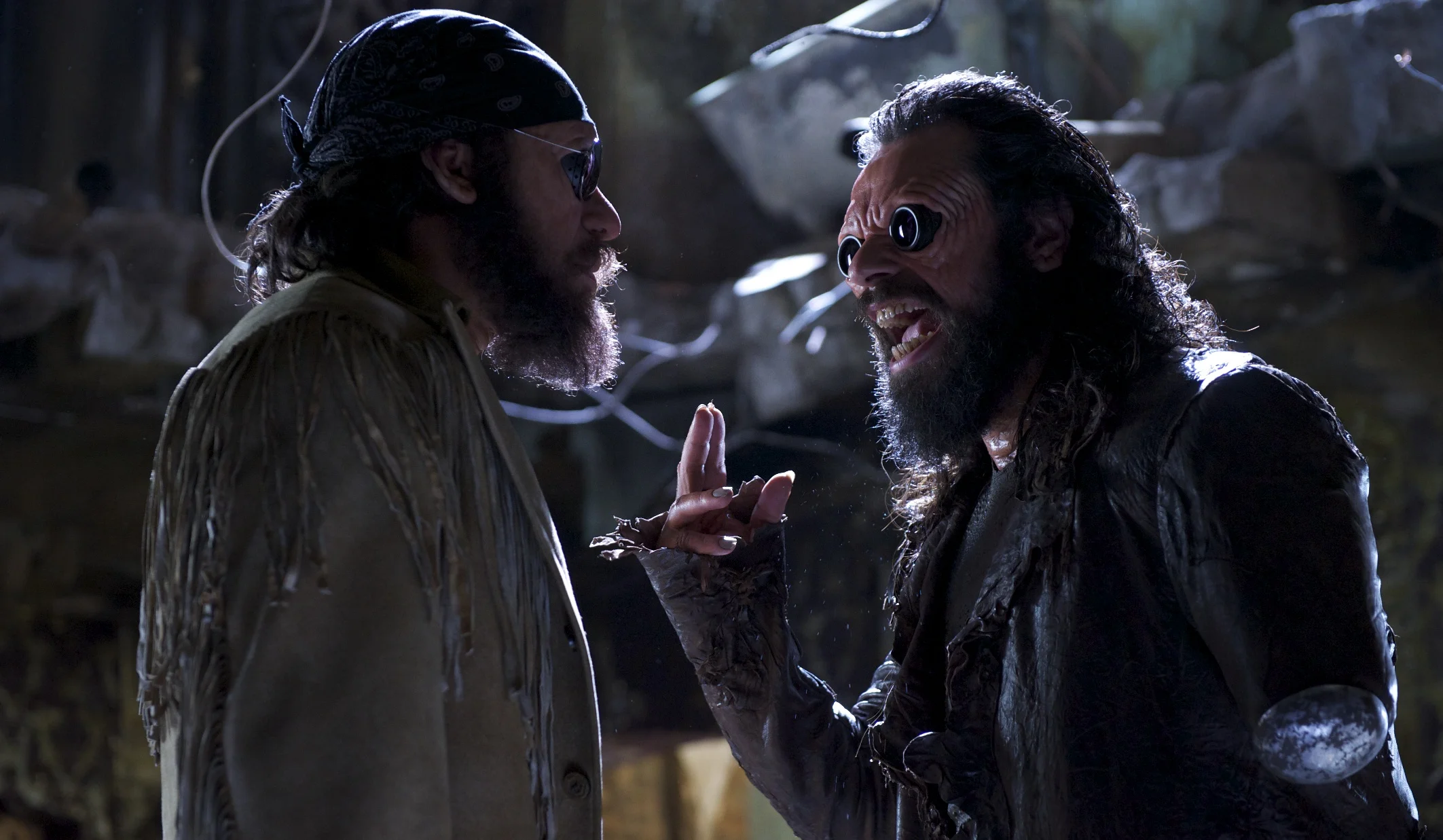 Jemaine Clement as Boris (The Animal) mets himself in the past in Men in Black 3 (2012)