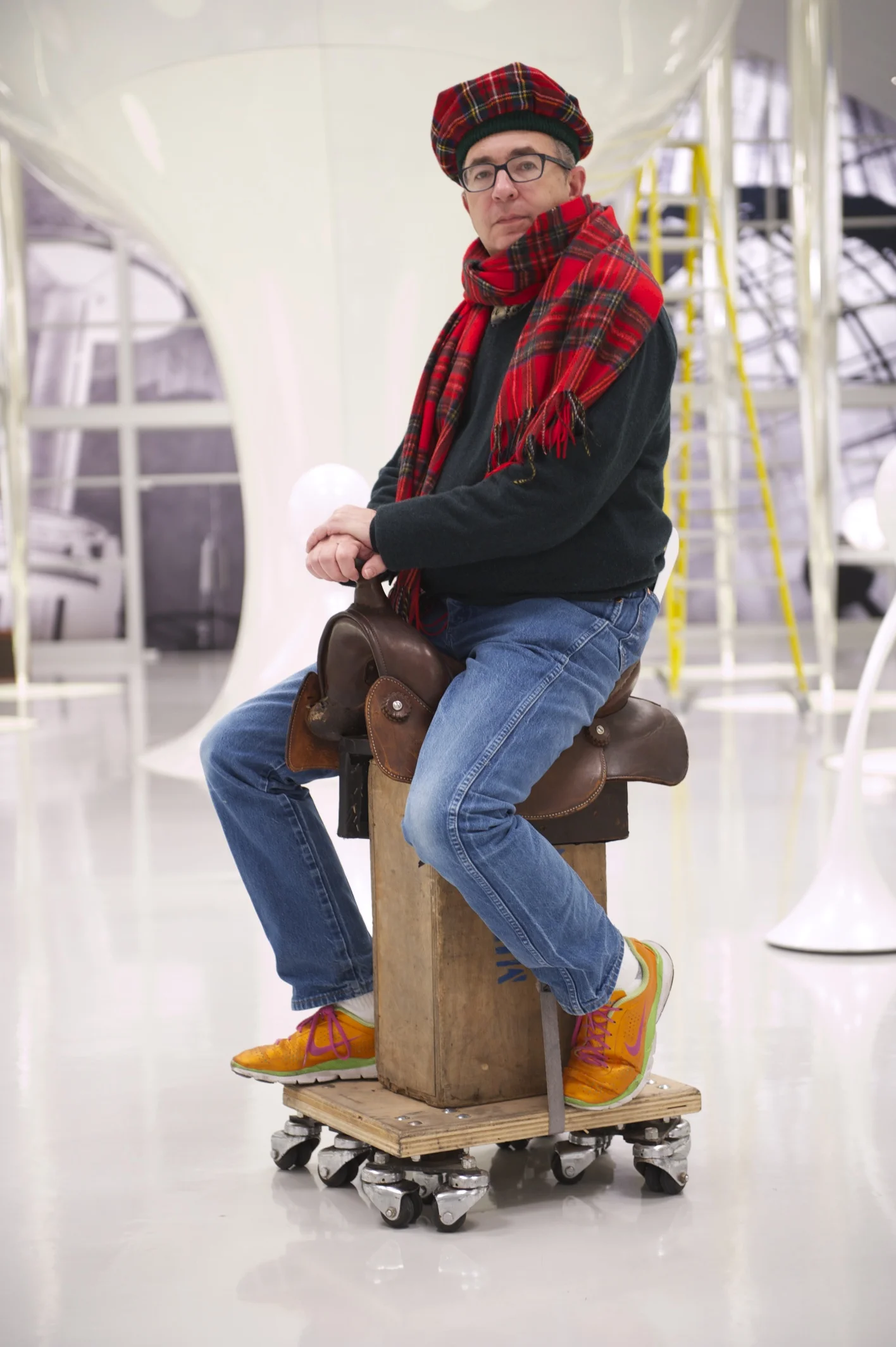 Director Barry Sonnenfeld and his favorite director chair on the set of Men in Black 3 (2012)