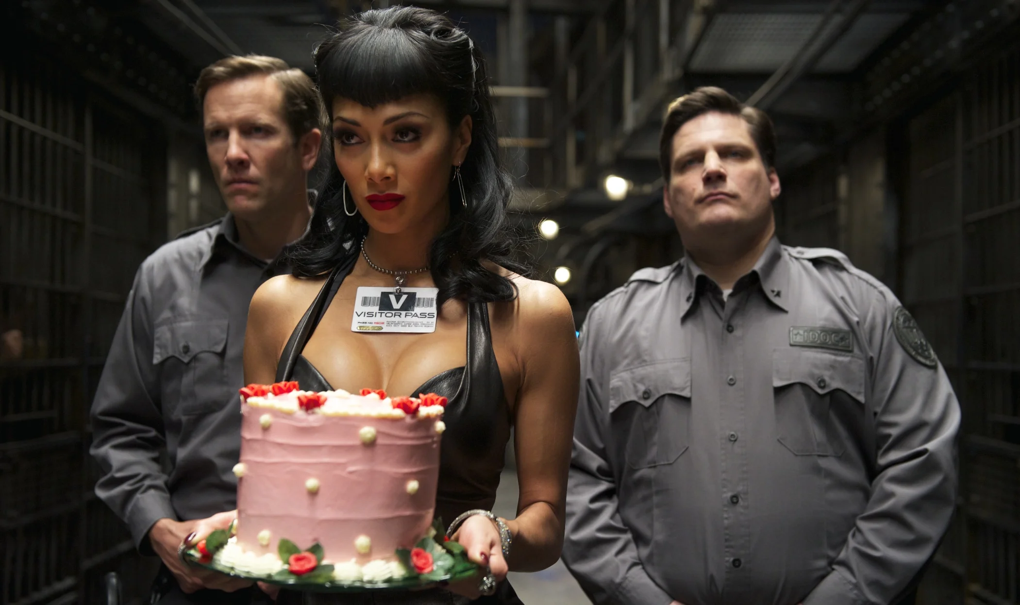 Nicole Scherzinger as Boris’s Girlfriend as she brings the lethal cake in Men in Black 3 (2012)