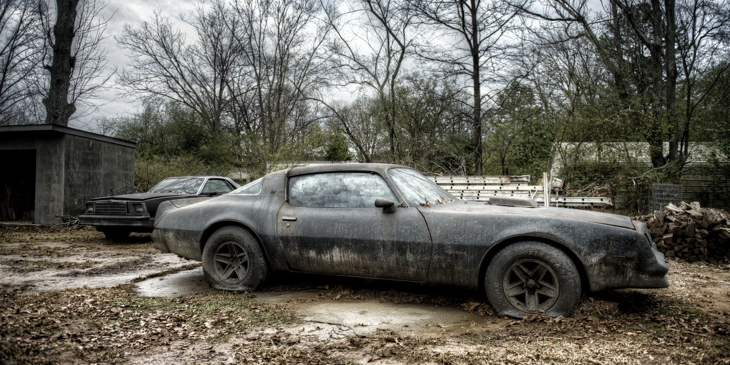 The prop Firebird and the secret that lies beneath it on the set of Prisoners (2013)