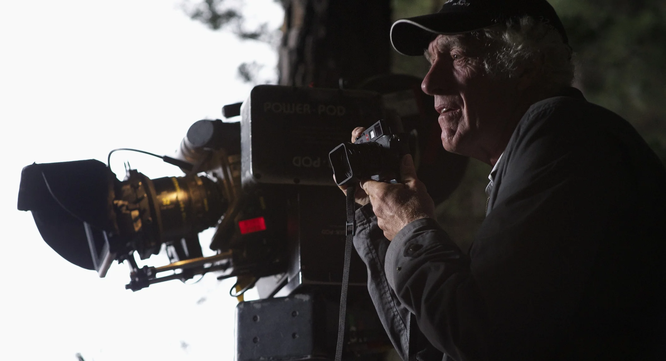 Director of Photography Roger Deakins with his Leica on the set of True Grit (2010)