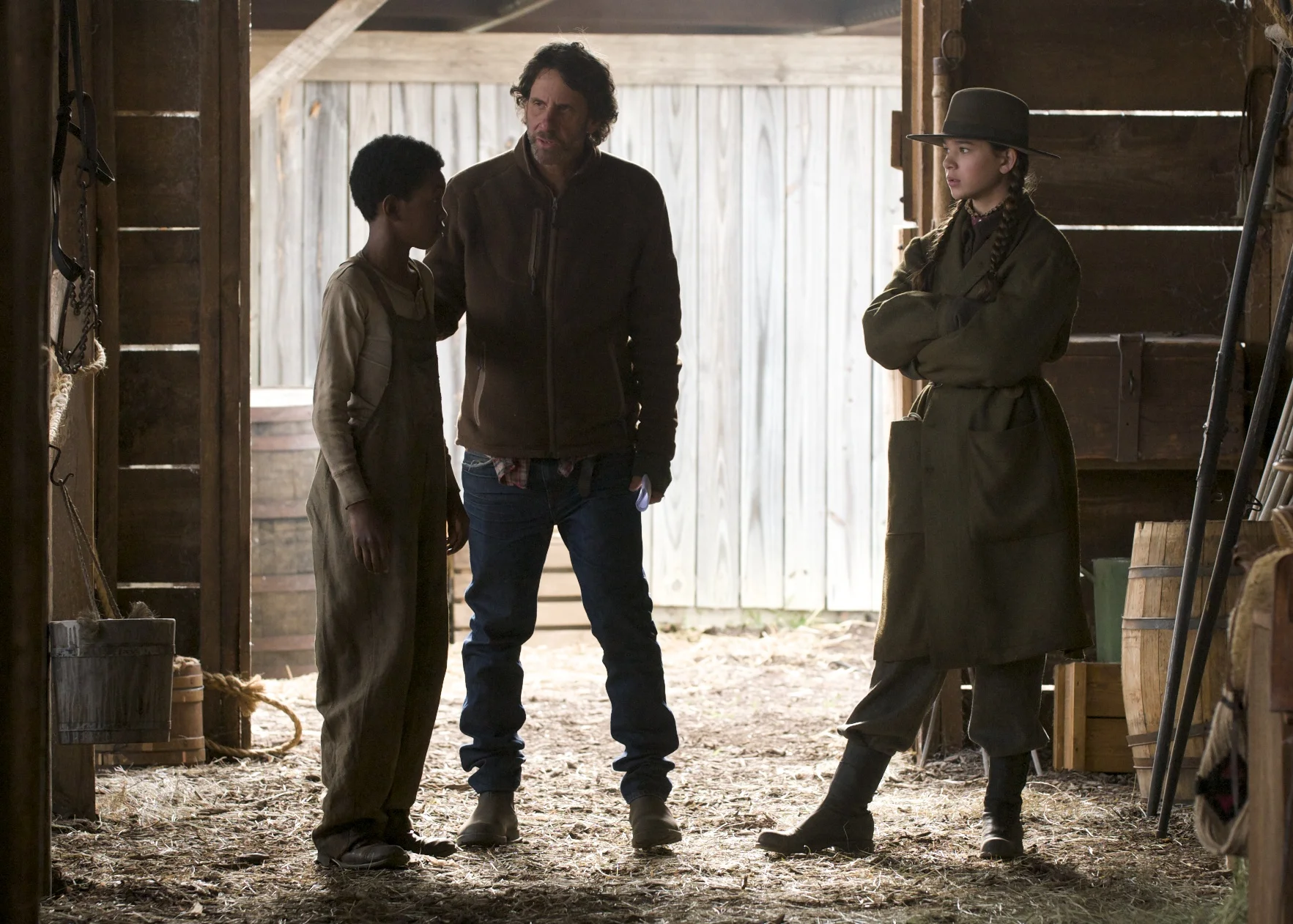 Orlando Smart, Director Joel Coen, and Hailee Steinfeld on the set of True Grit (2010)