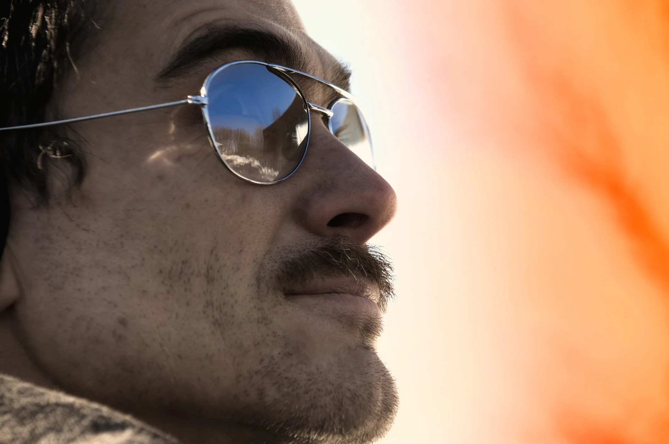 Billy Crudup and his mirrored glasses on the set of Thin Ice (2011)