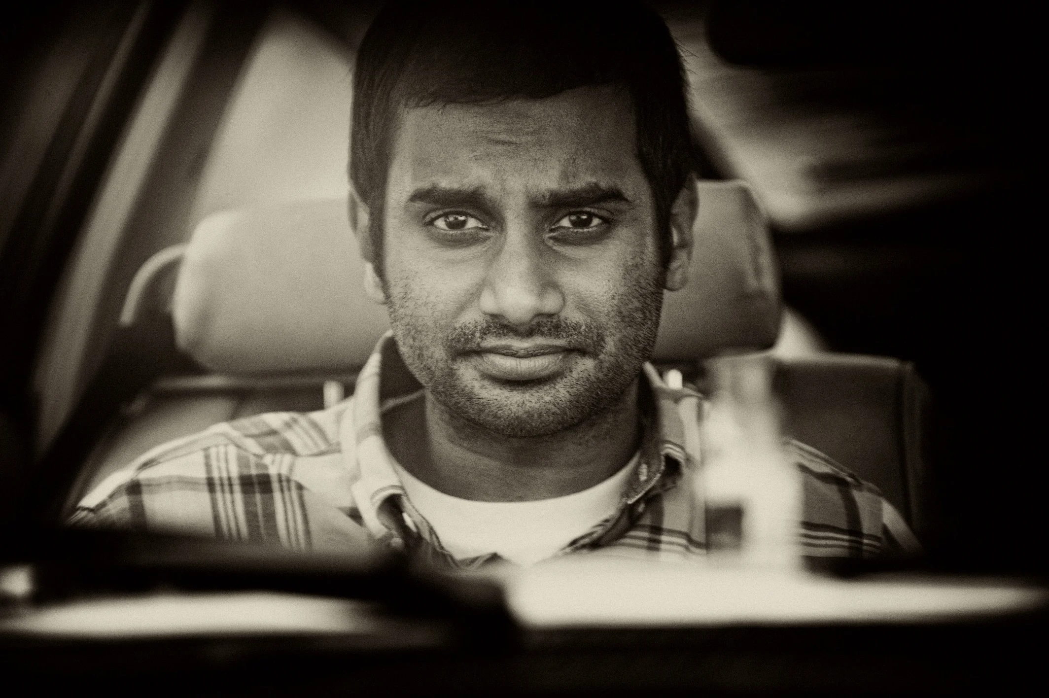 Aziz Ansari as Chet sepia style in 30 Minutes or Less (2011)