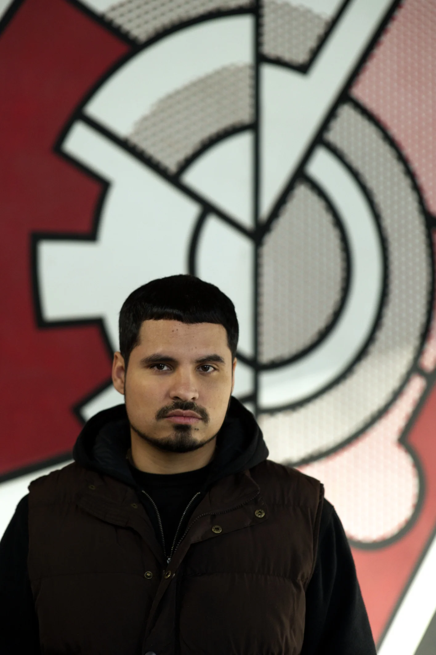 Michael Peña between takes on the set of Tower Heist (2011)