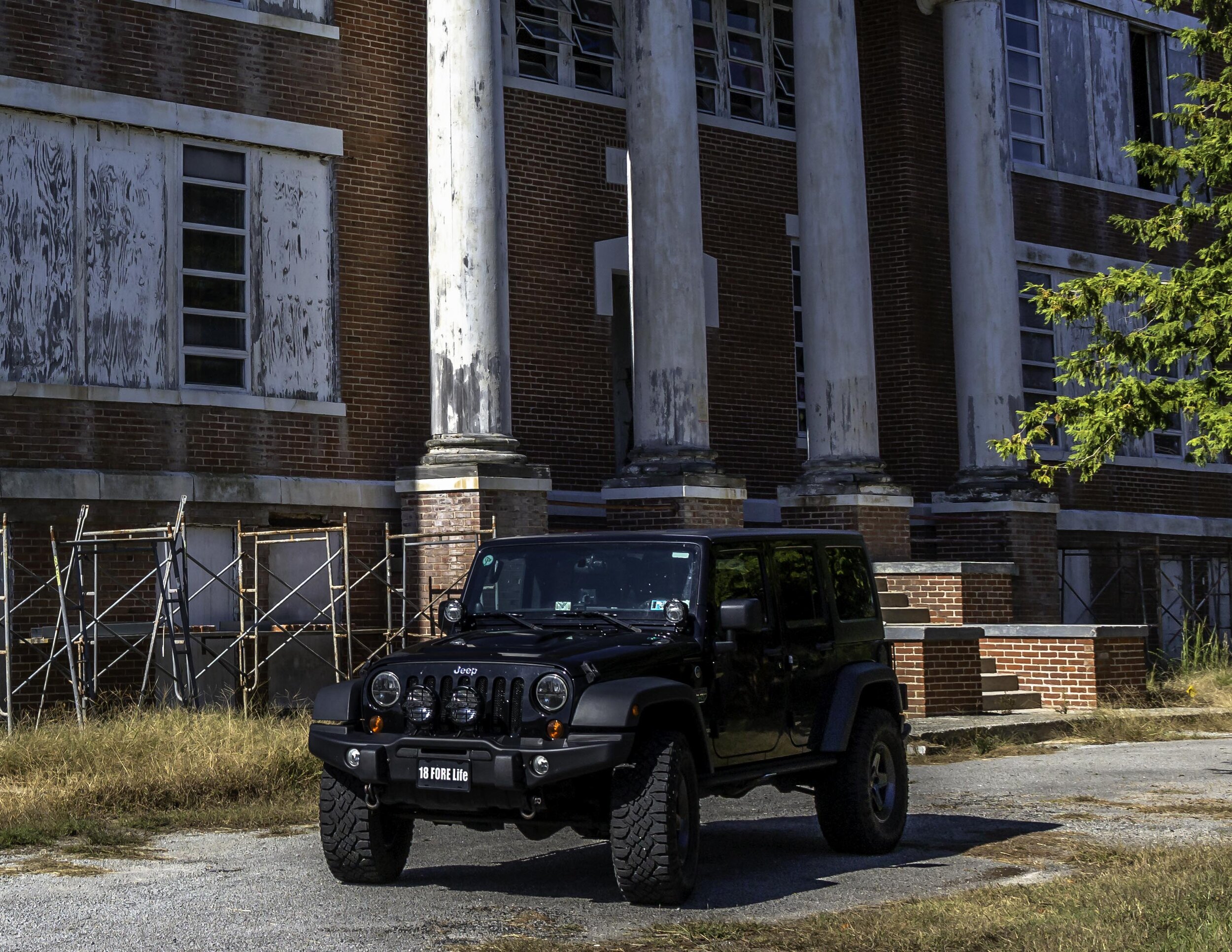 Jeep in front of Cape Charles HS-1.jpg