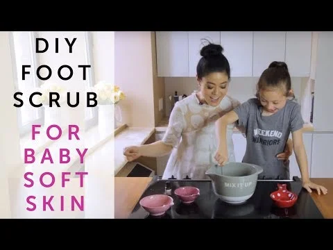 How to Make Your Own DIY Minty Foot Scrub