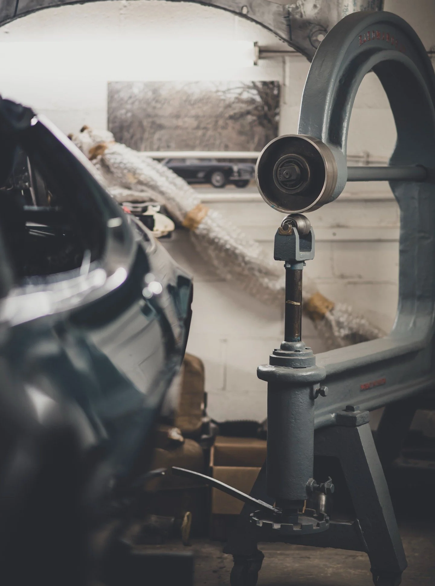 The sun is shining in Surrey today, which is lucky with lots of cars waiting for test drives. We're finishing off a cool little MK1 Ford Escort RS2000 that's nearly ready to go home too. 

January doesn't have to be so bleak, it's what you make of it