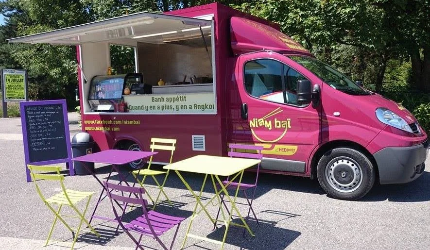 le Camion Rose de Niam Baï