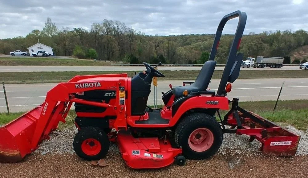 The Sneak Peek - Weekly Auction