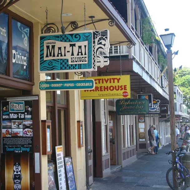lahainaTown.jpg