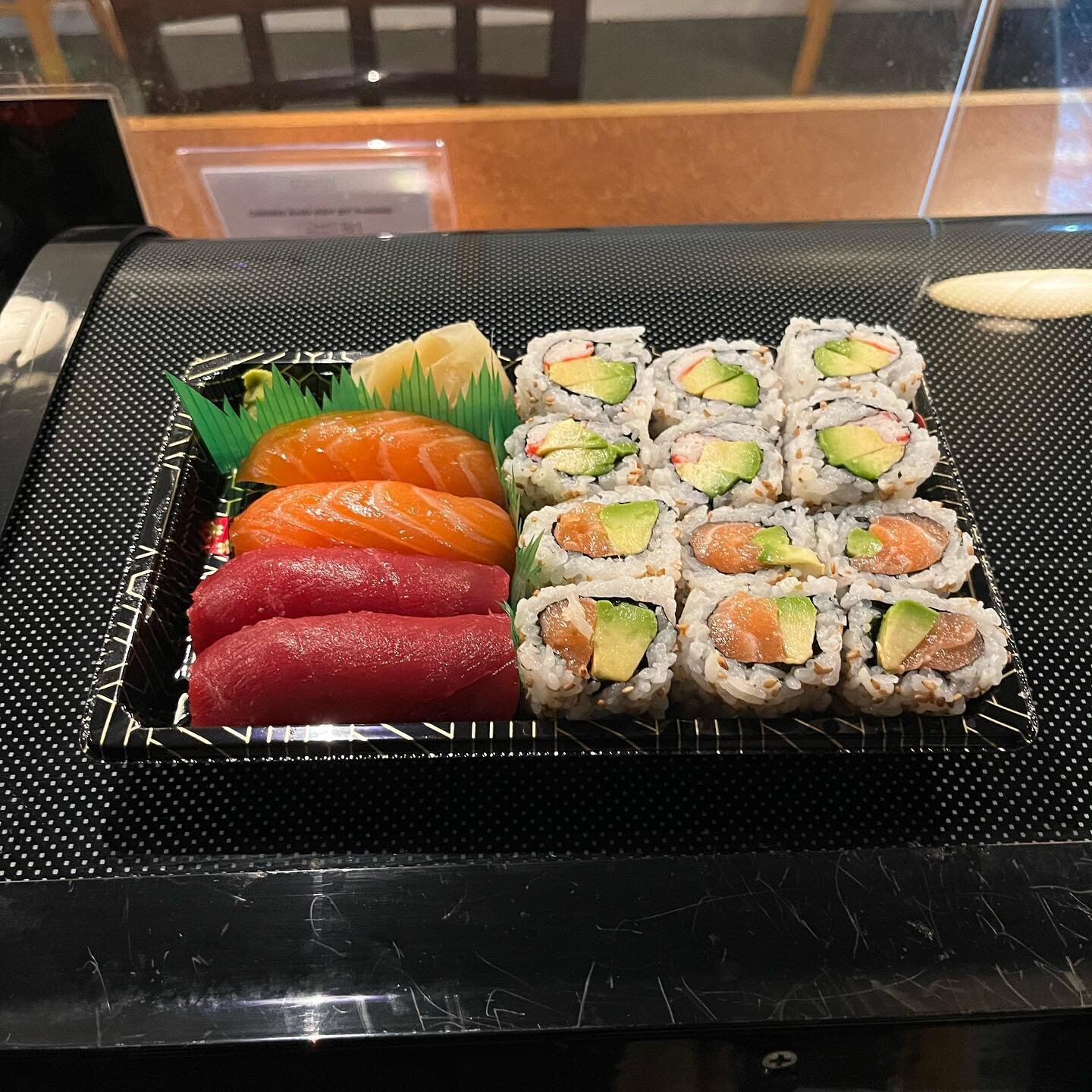 Our Tokyo Deluxe for takeout!&bull;
&bull;
&bull;
&bull;
&bull;
&bull;
&bull;
&bull;
&bull;
&bull;
&bull;
&bull;
&bull;

#sushi #sushilovers #food #sushitime #japanesefood #sashimi #foodie #instafood #delivery #sushilover #sushiroll #comidajaponesa #