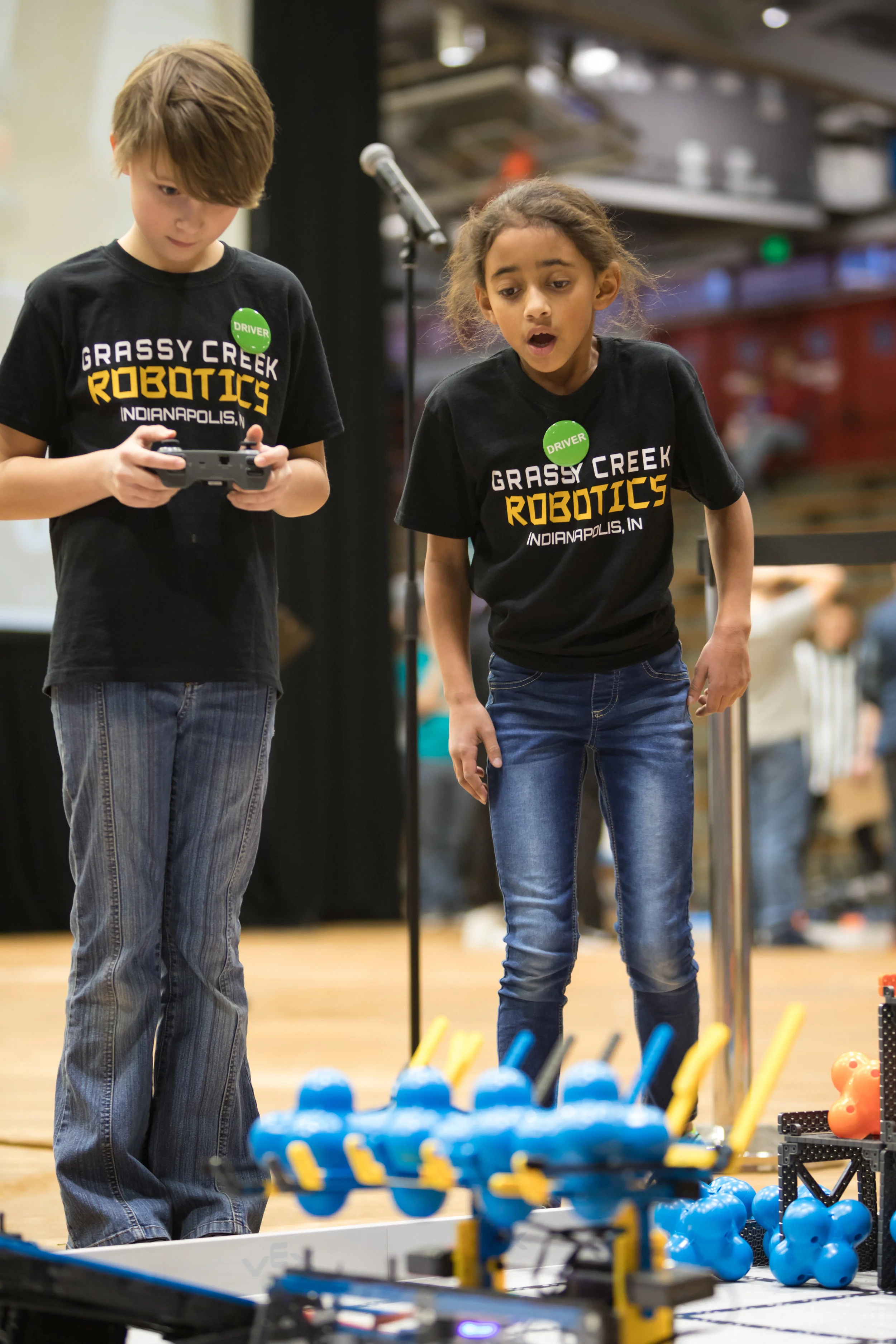 Jala and Natalie driving their robot at IndyVRC. Photo by Ellie Sophia Photography