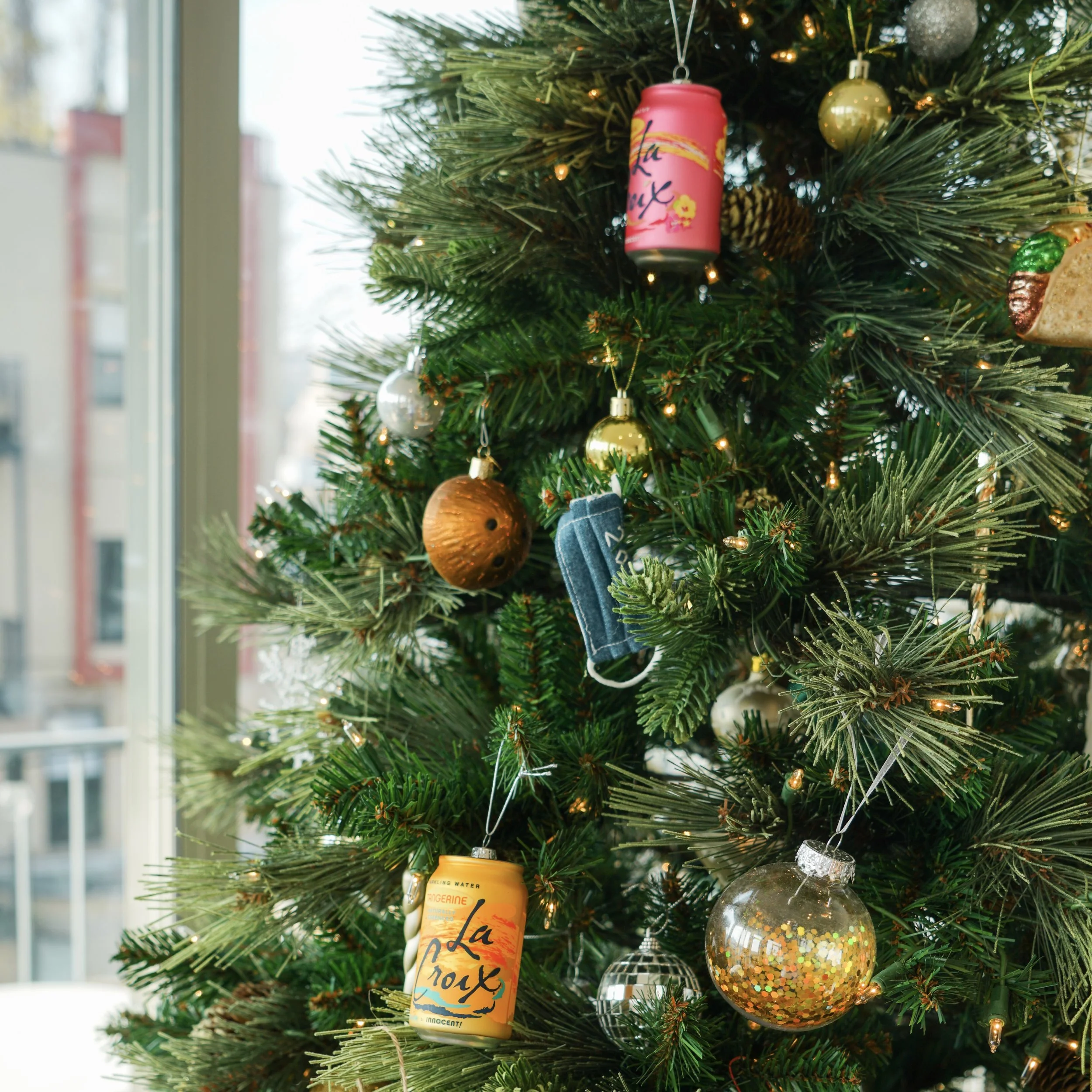 8 Tips for Holiday Decorating