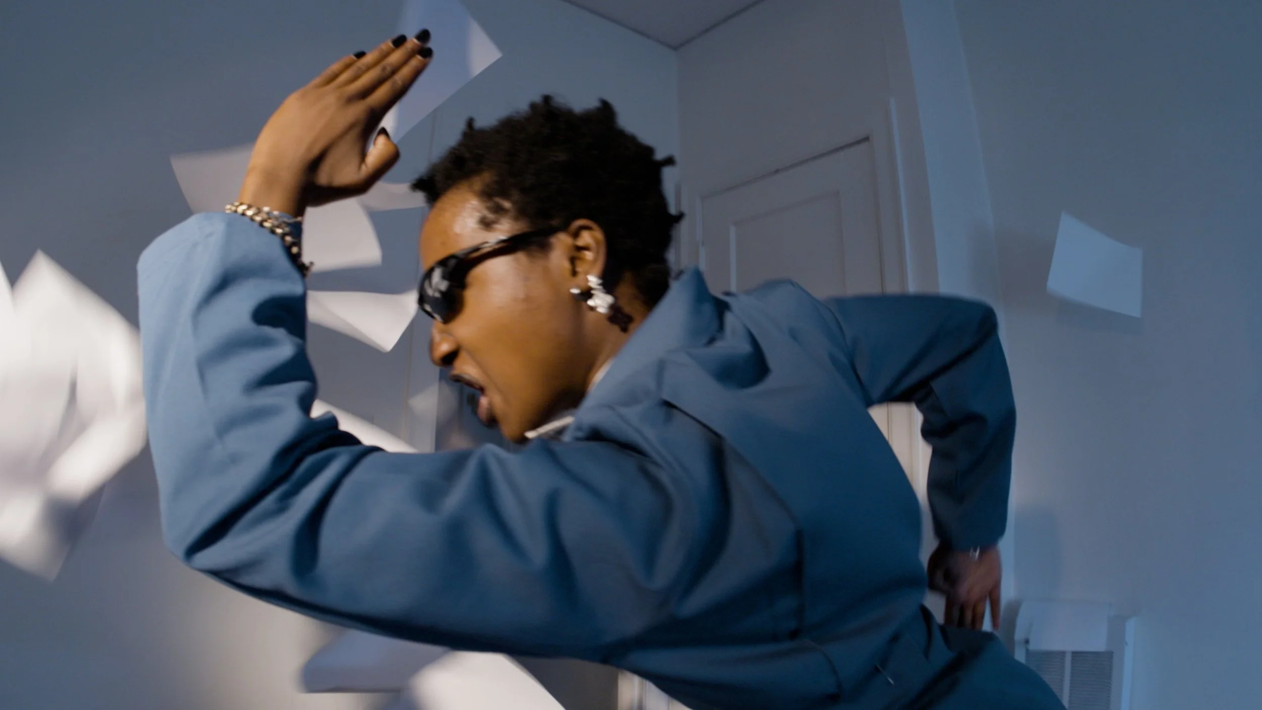 team project.00_01_00_17.Still004.jpg