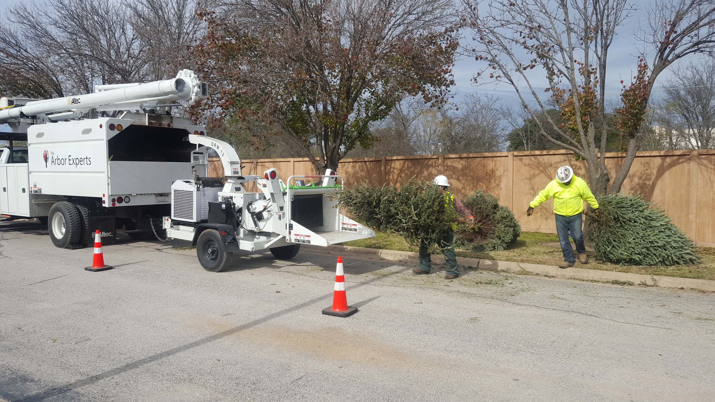 PEDERNALES ELECTRIC COOPERATIVE - Cleaning Up The Holiday Season