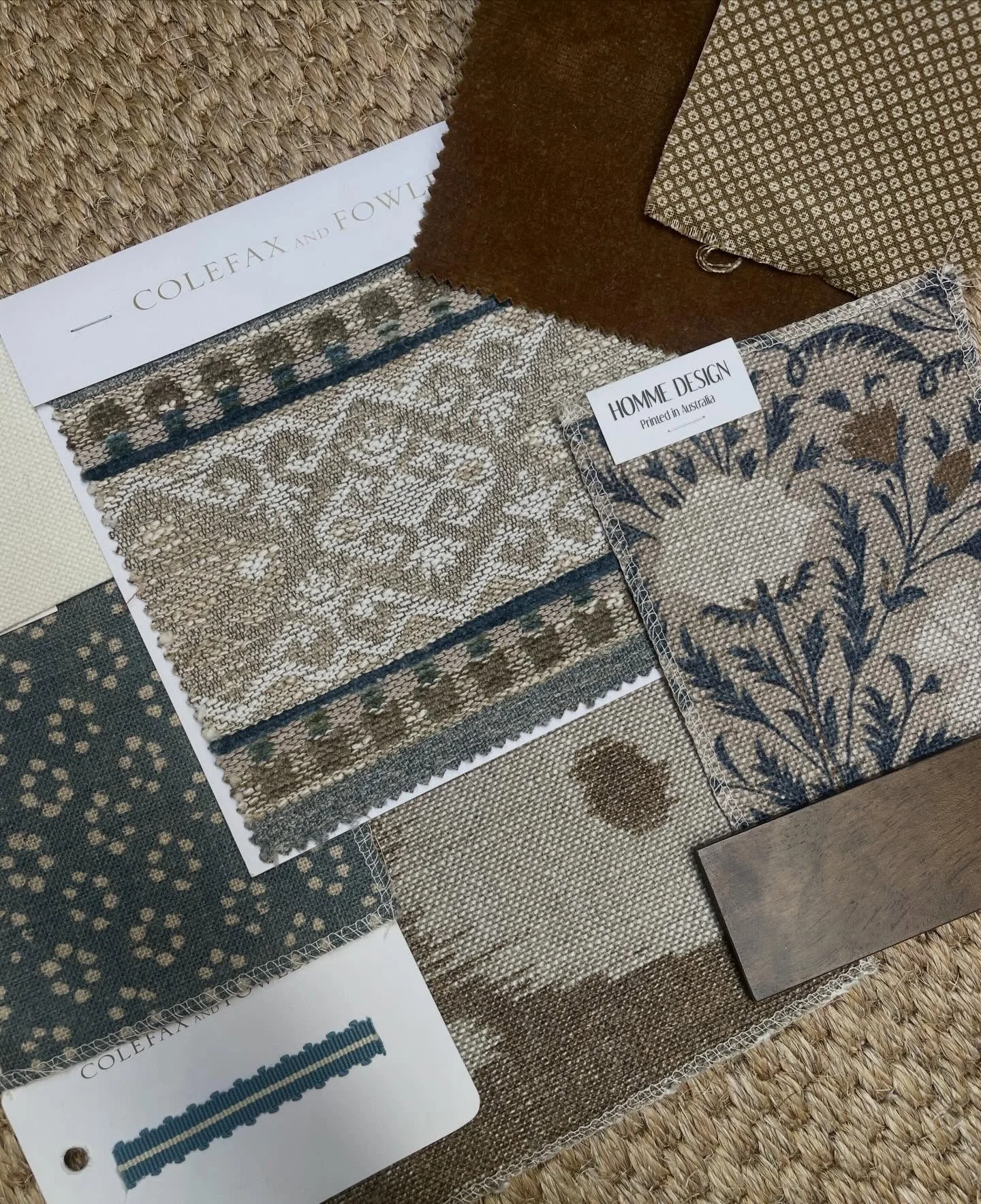 Looking forward to seeing this lovely scheme come to life in our Glebe terrace project. Perfect balance of warm and cool tones, textures and patterns.
.
#classic #classicinteriors #classictextiles #classichomes #theclassicoutfitter