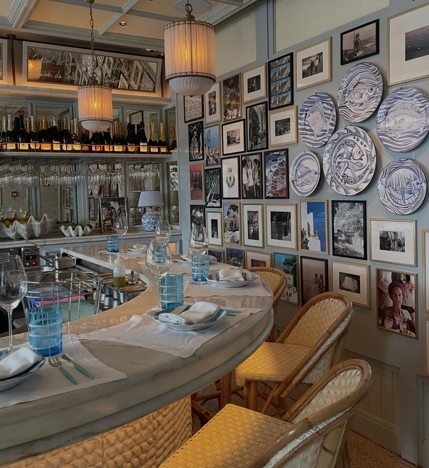 Pit stop visit to @rocco.pt this afternoon. The Crudo Bar - a more relaxed palette to the adjoining Gastro Bar, Ristorante and Terrazza. A must visit for sensory inspiration.