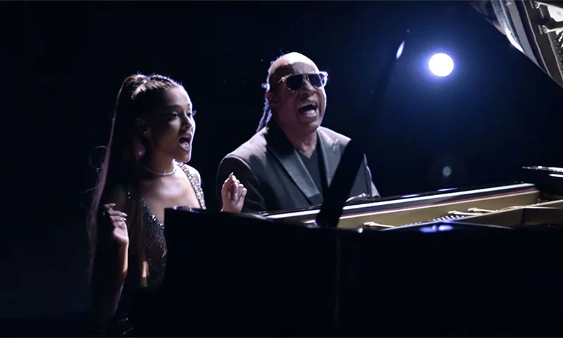 stevie-wonder-ariana-grande-faith-video-00.jpg