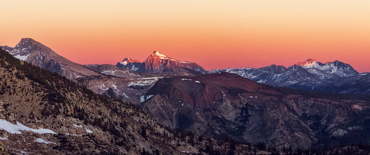 Silver Peak and Sharktooth Peak, mile 885.1.