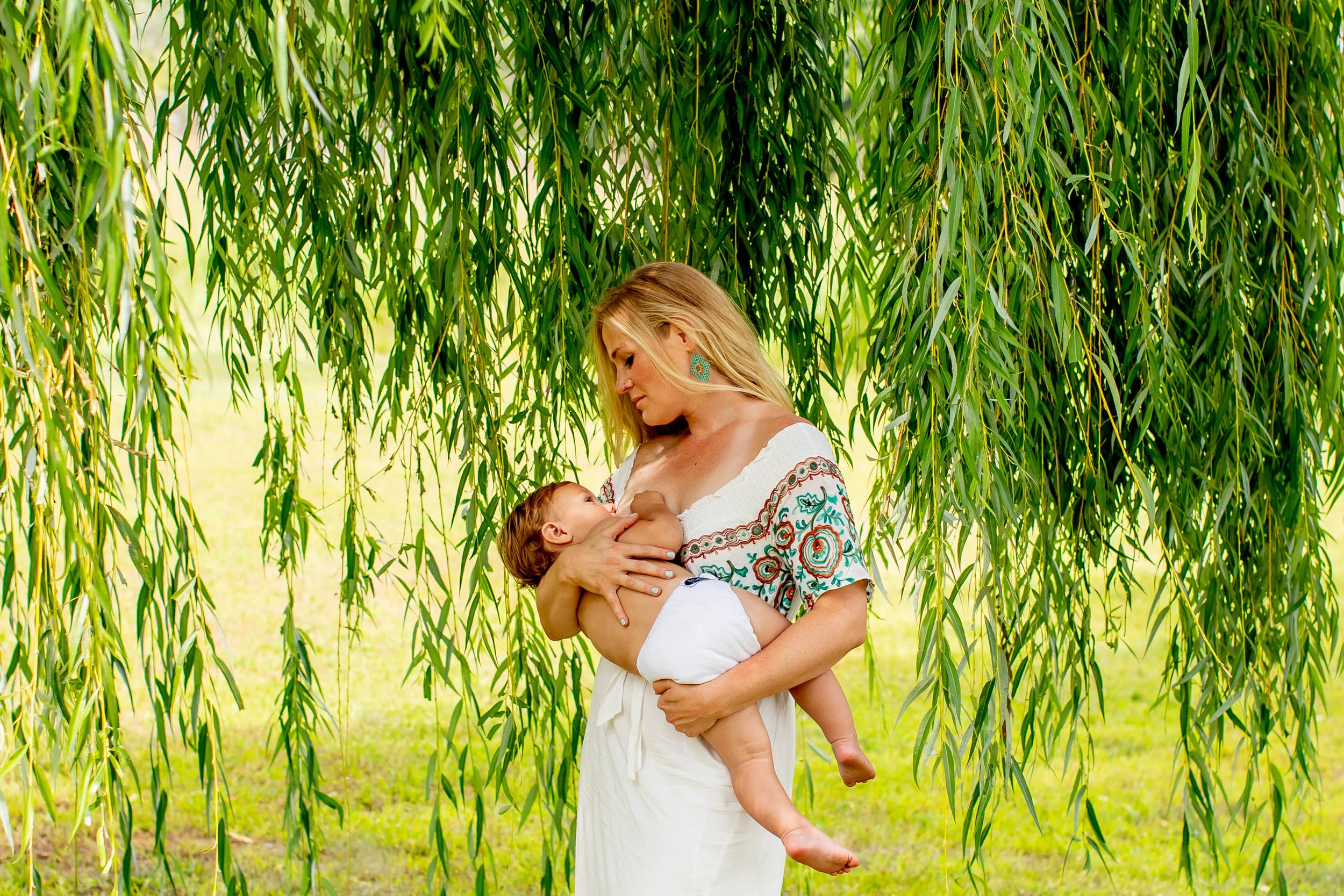 Normalize Breastfeeding Mini Sessions-7375.jpg