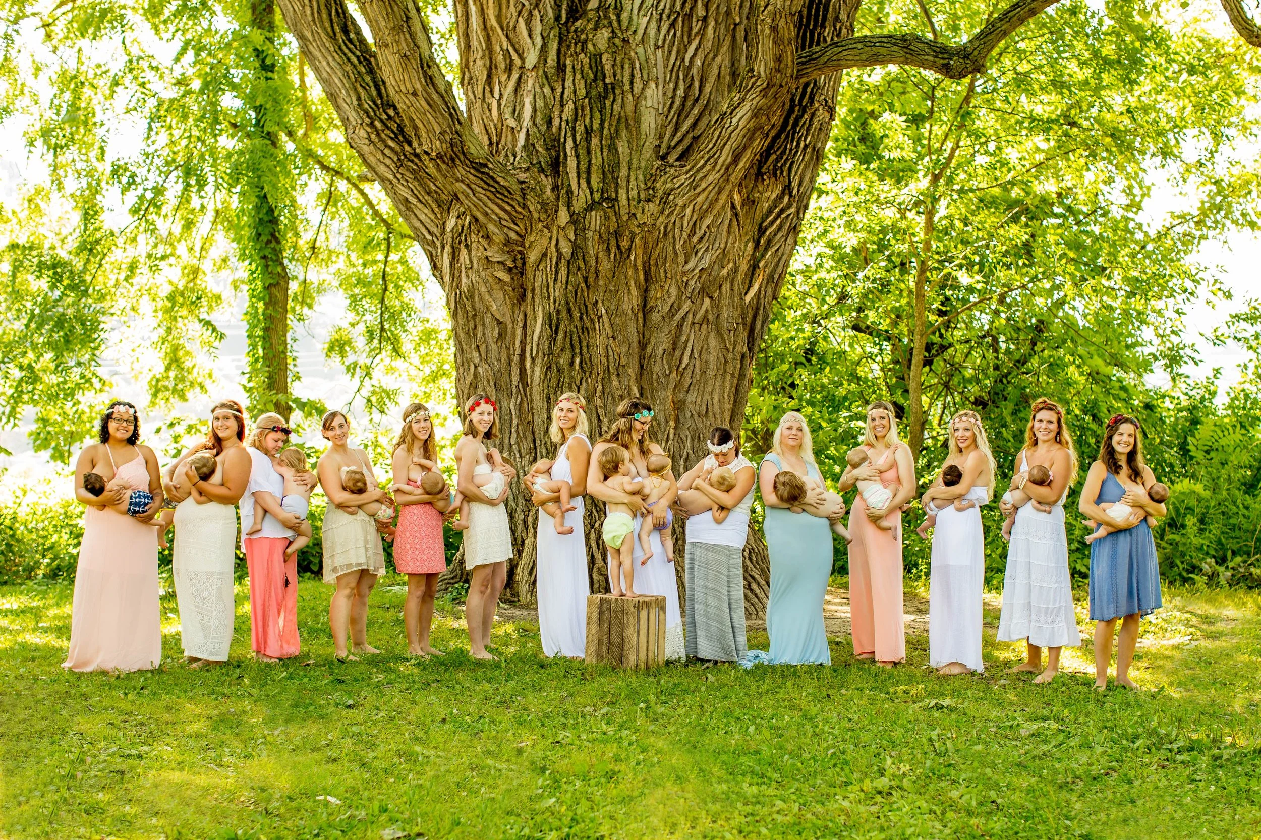 Normalize Breastfeeding 2016-9358.2.jpg