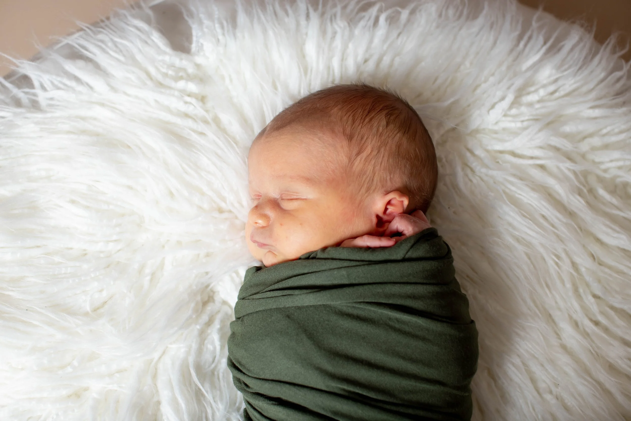 Henry Newborn 2021-1012.jpg