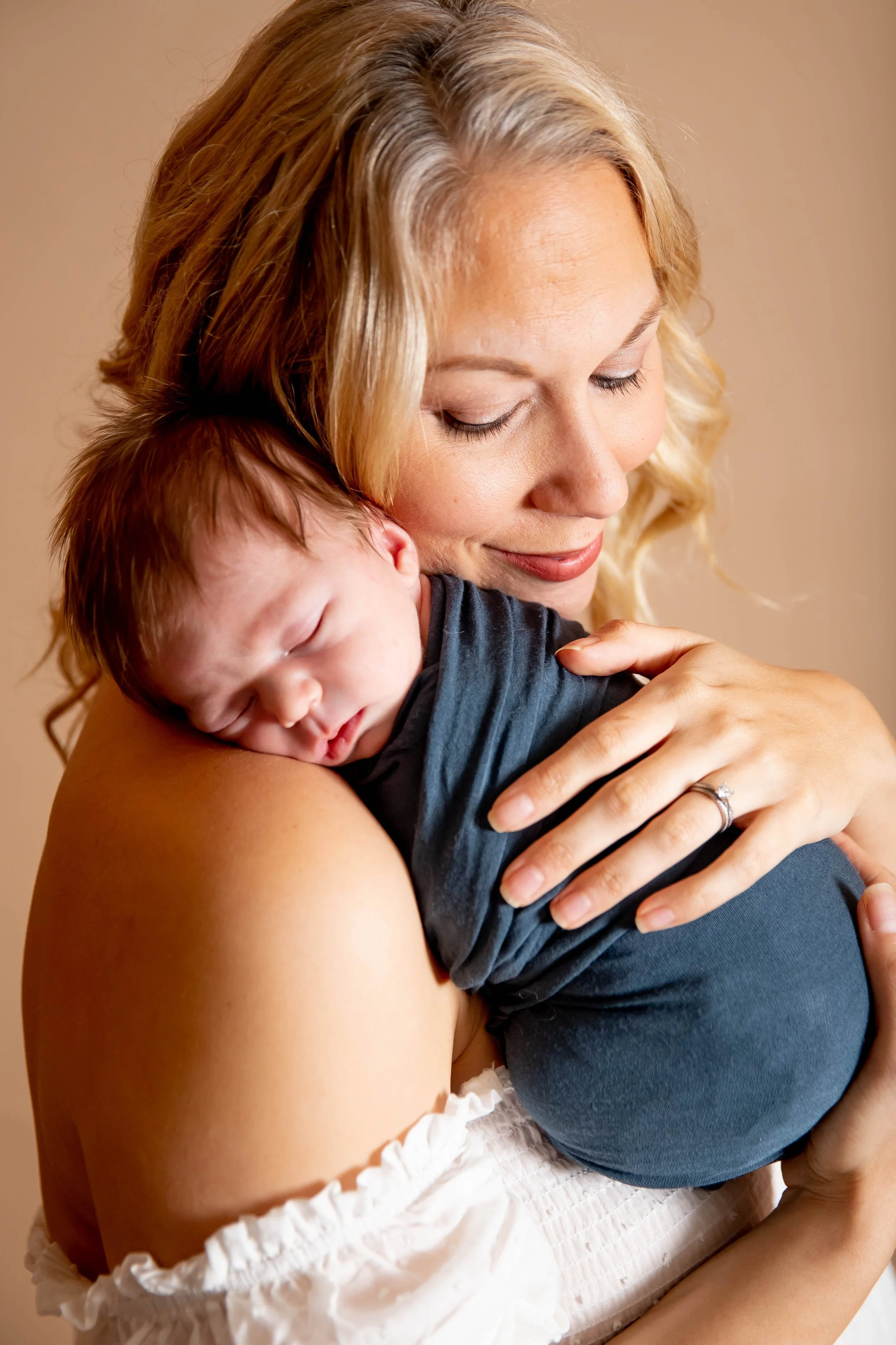 Bentley Newborn 2022-8437.jpg