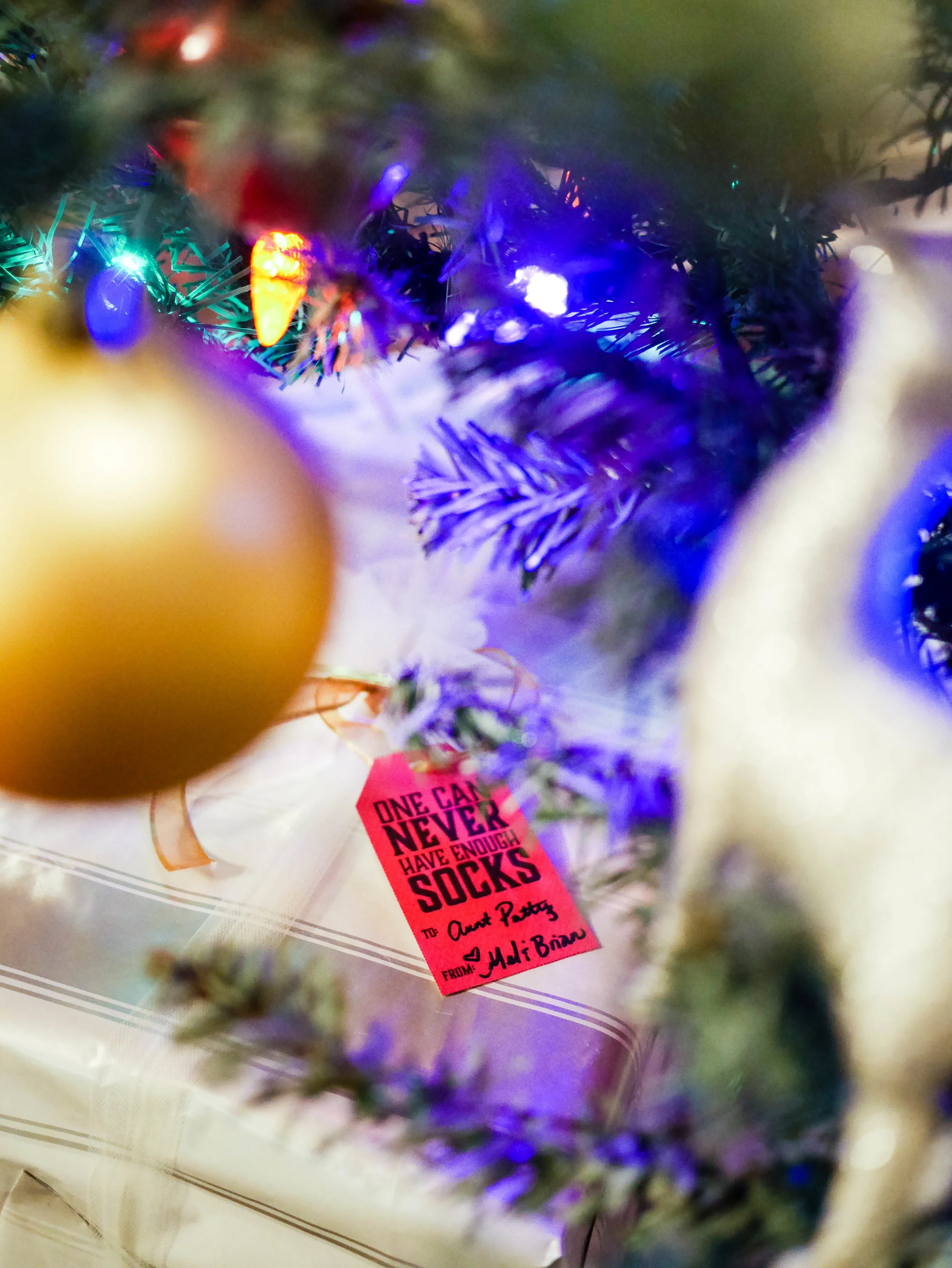 Holiday Gift Tag Freebies MELANIEWINTERS