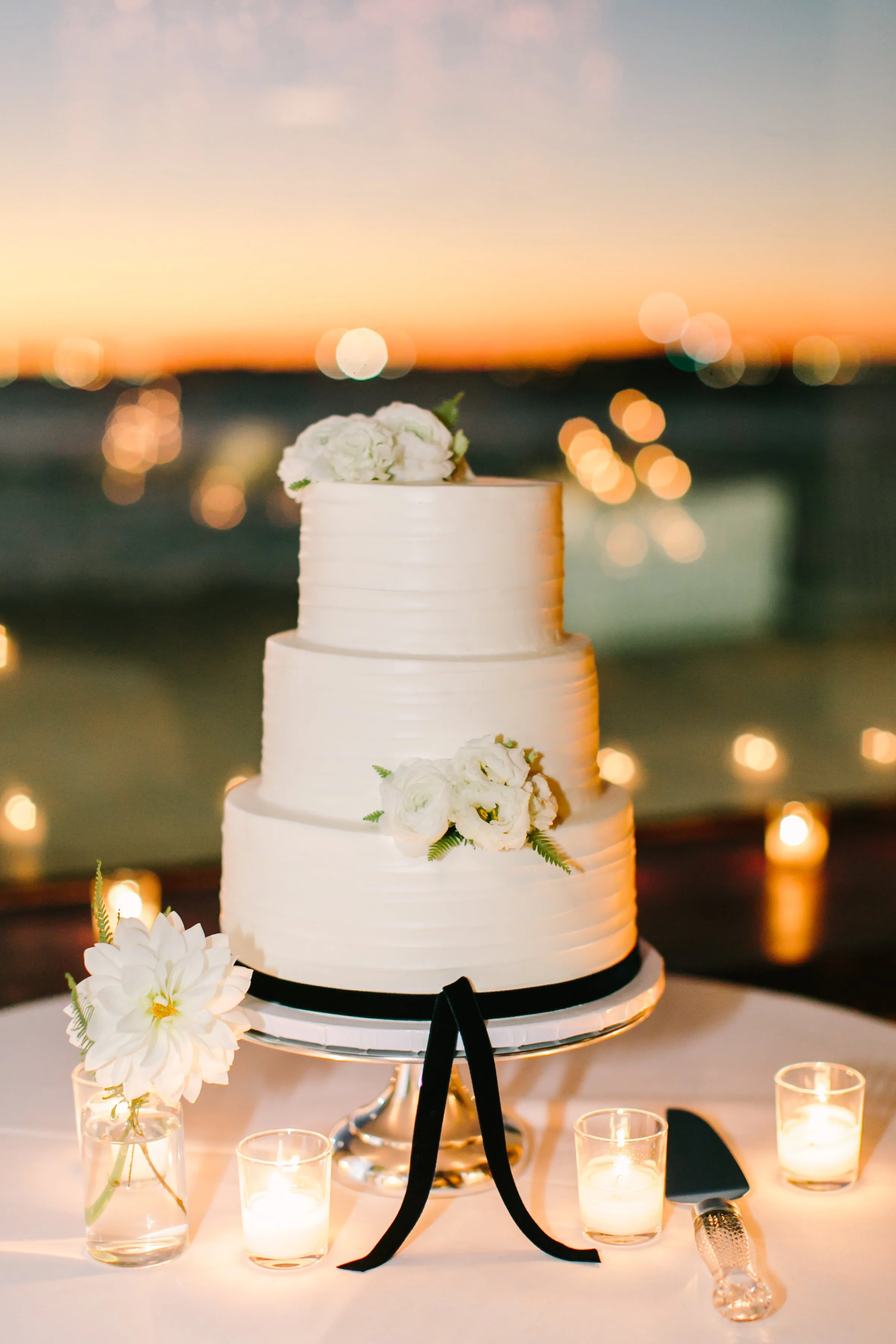Buttercream Wedding — The Vintage Cake