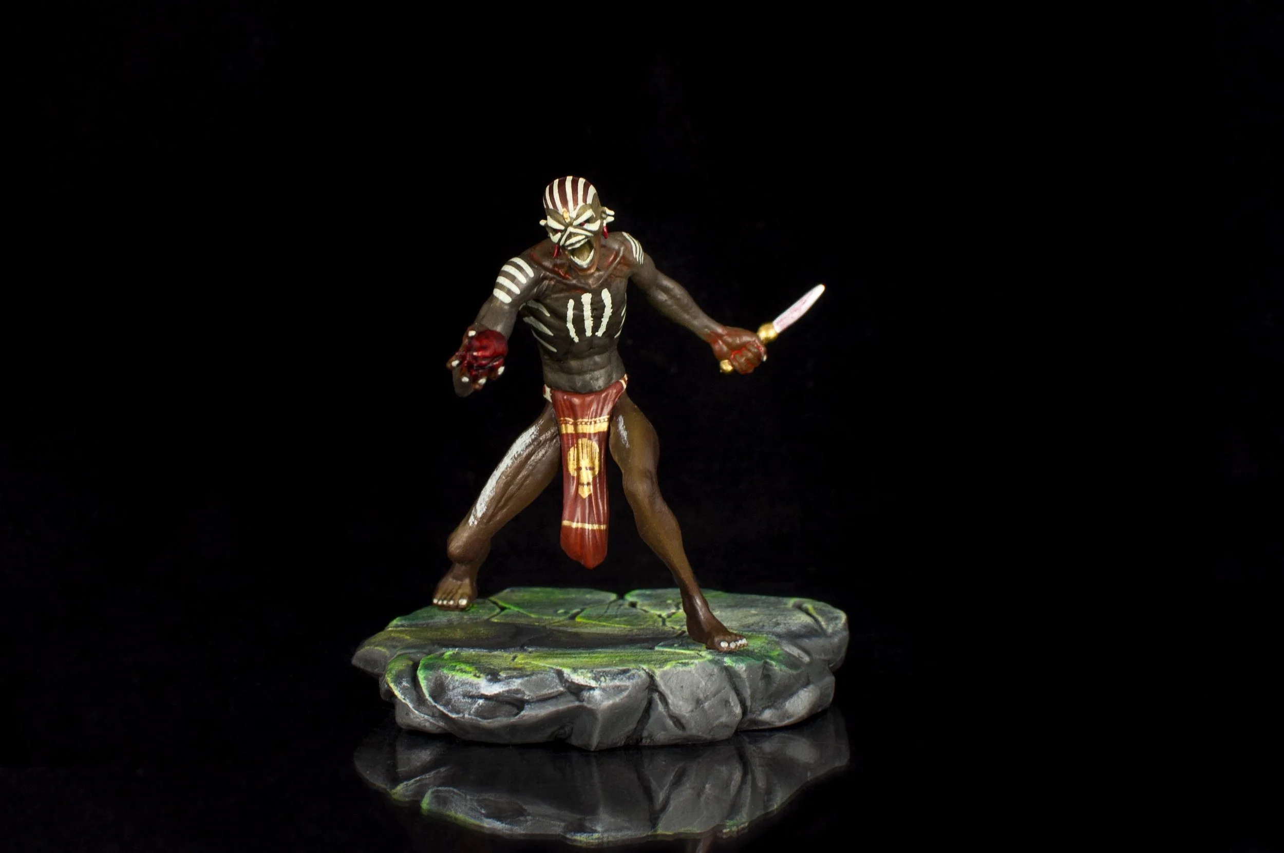 IMC-0004_Shaman-Eddie_Figure-3.jpg