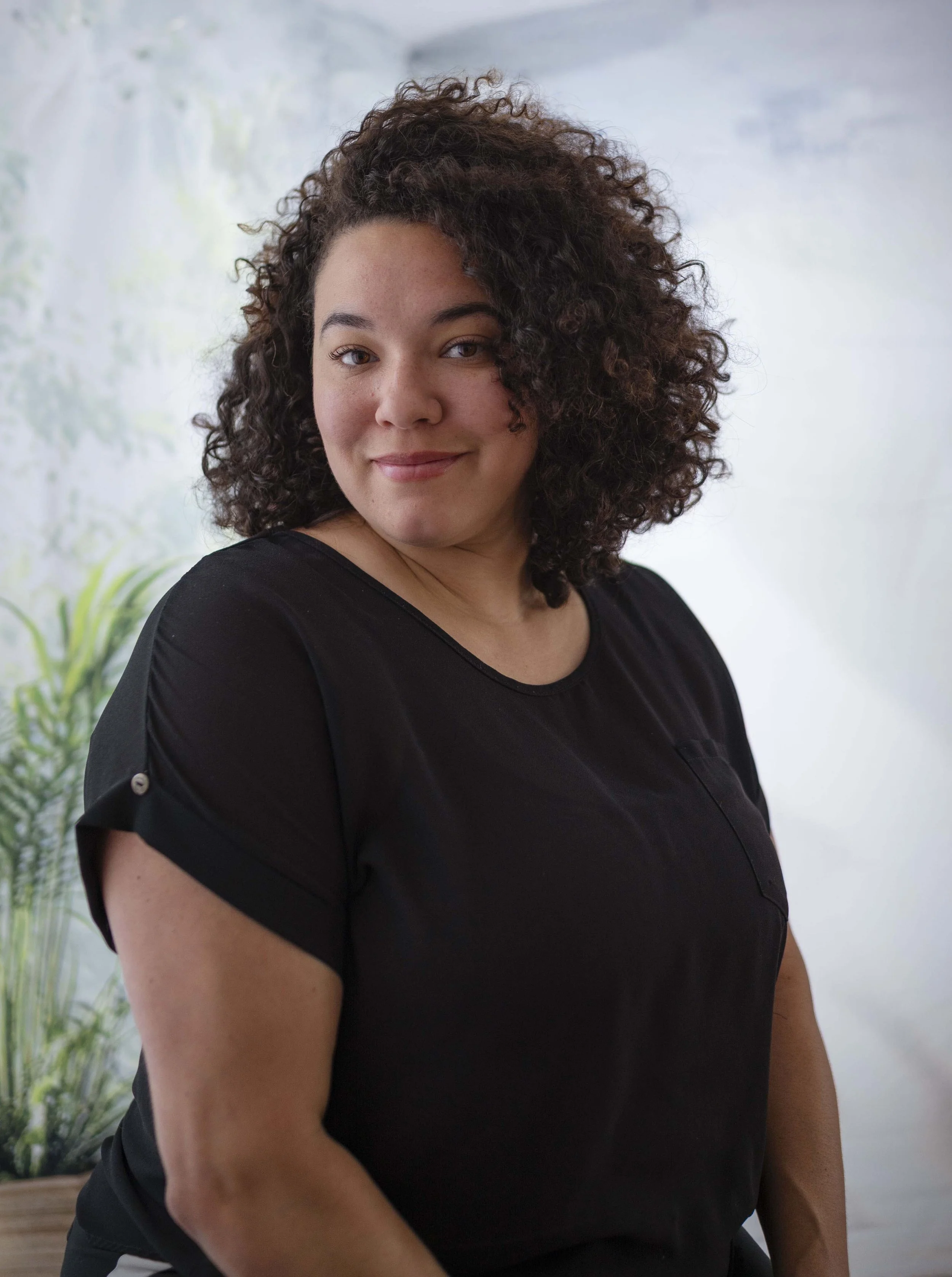 Lyndy Bazile Afroplump art doula in Fort Wayne Indiana