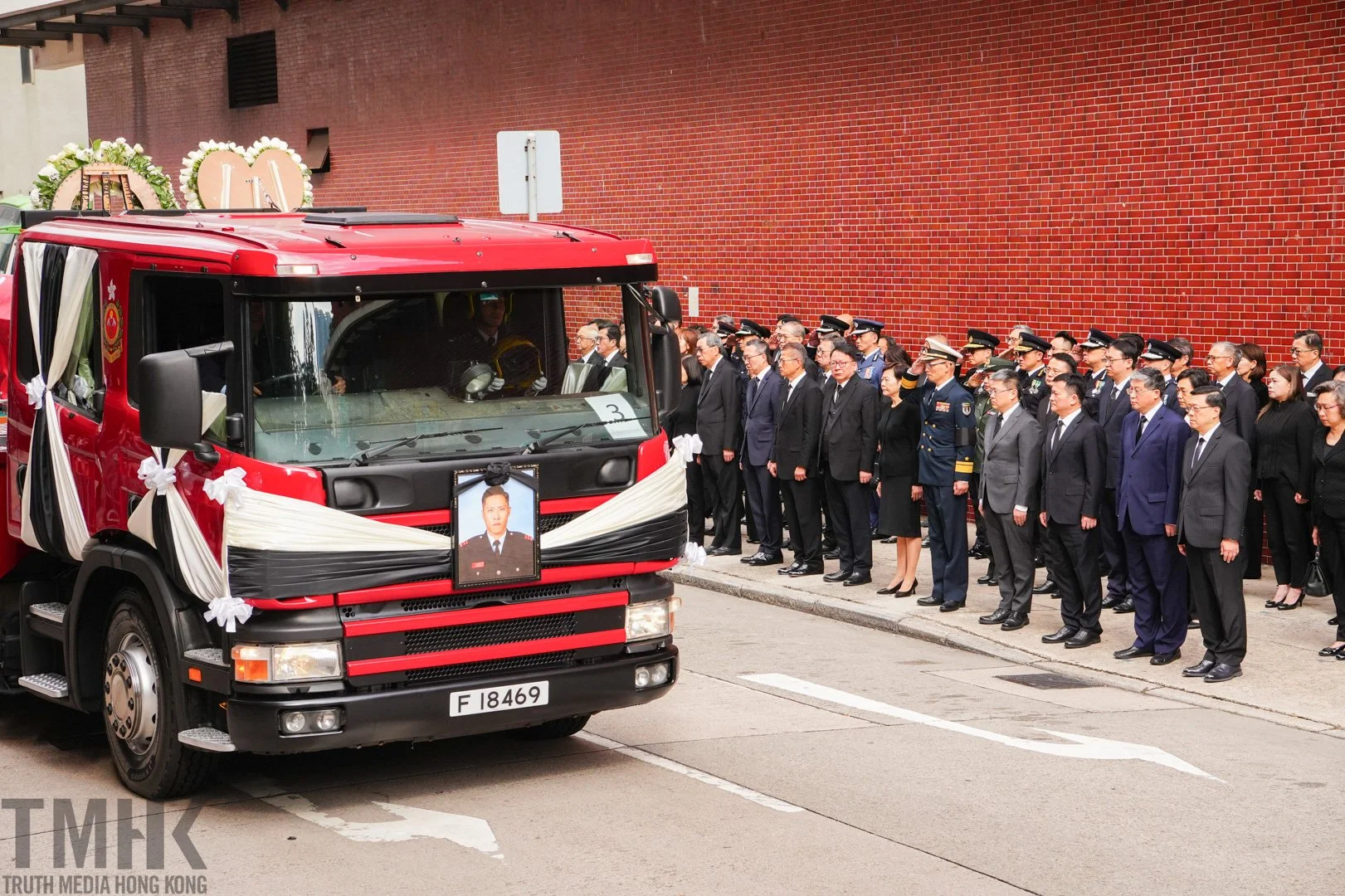 Funeral with honours held for fallen fireman Ho Wai-ho/TMHK