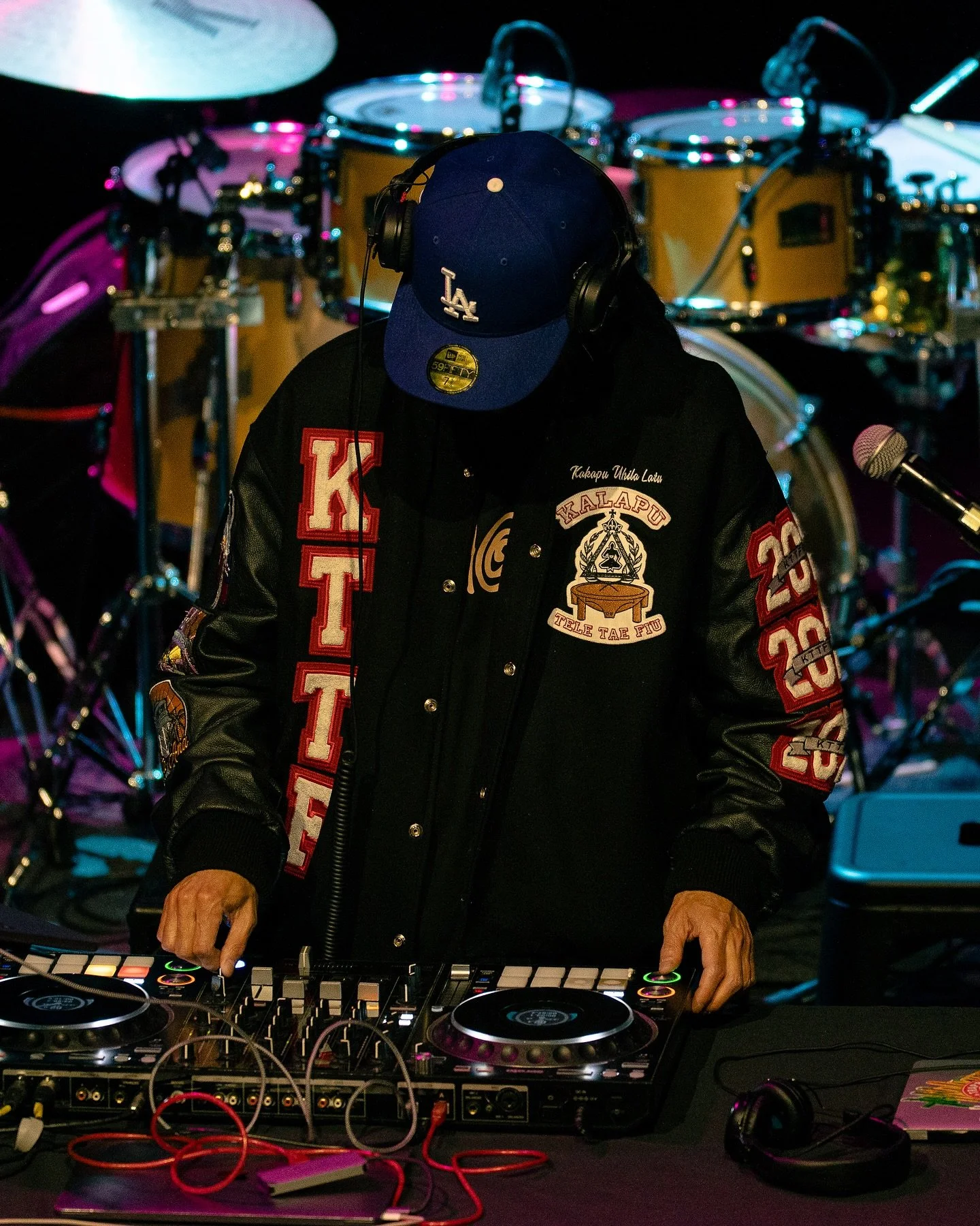 🔺 KTTF 🔺 to da @bonethugsnharmony_ malo to my brother @taufa_kttf @kalapu.tele.taefiu562 for the ofas! 🙏🏼

📸 @illicitperspective
📍 @thenovodtla 
🔺 @kttf702 @kttf714 @kttf818 @kttf775