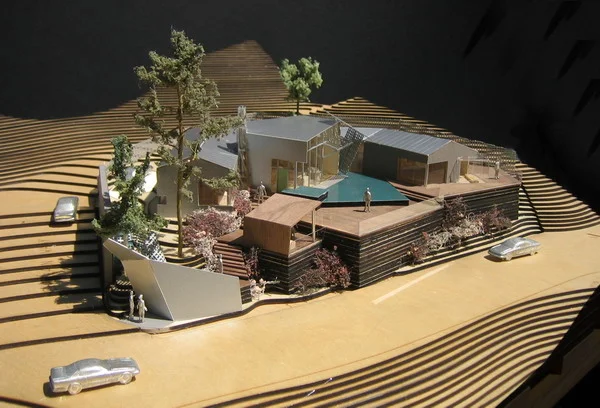 HOLLYWOOD RESIDENCE