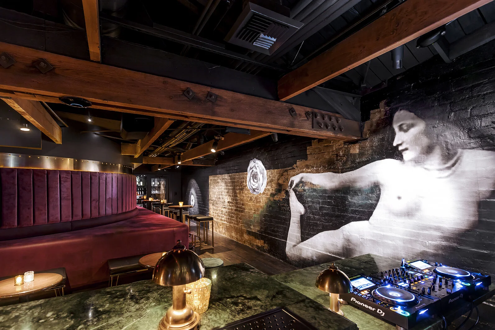 Jagar-Cantina Frida- HR-8836 copy.jpg