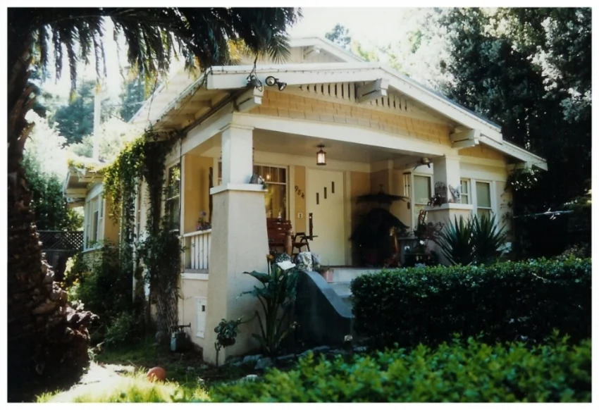 Craftsman_Residential_House.jpg
