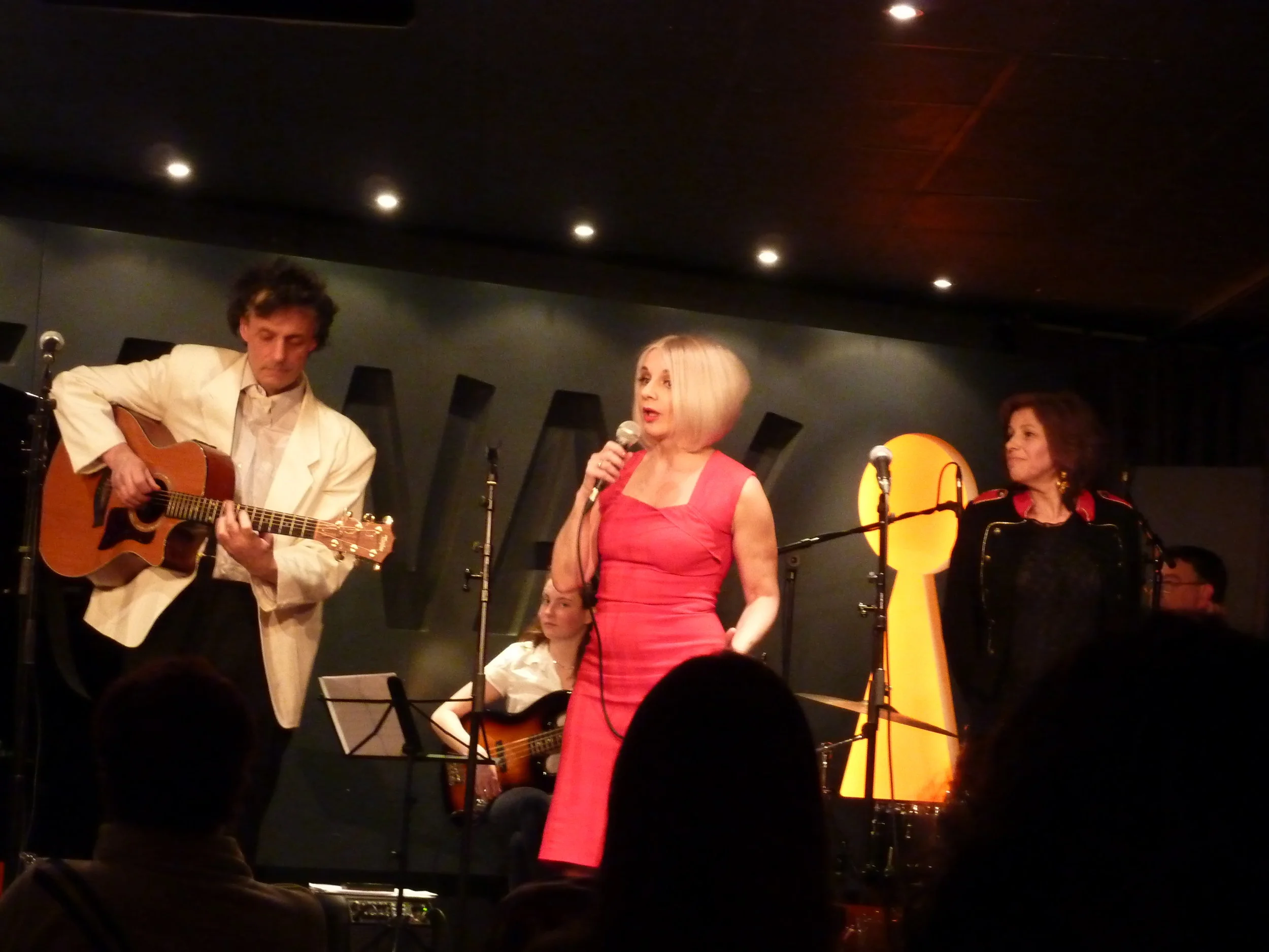 Plum Busby - Sunday lunch at The Hideaway